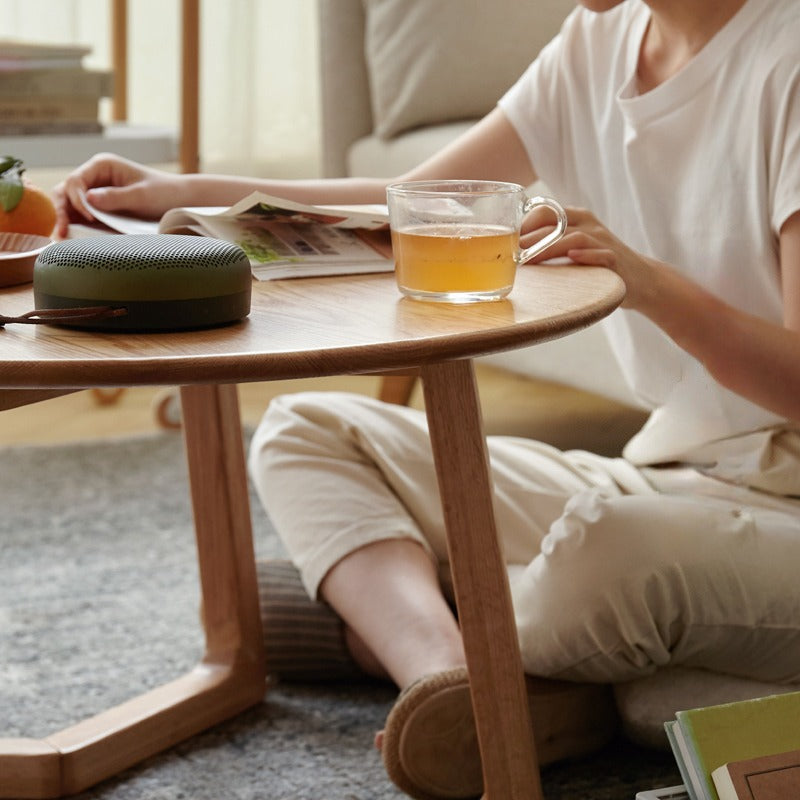 Solid Oak Wood Round Coffee Table - Rustic Modern Living Room Centerpiece for Home Decor & Relaxing with Family