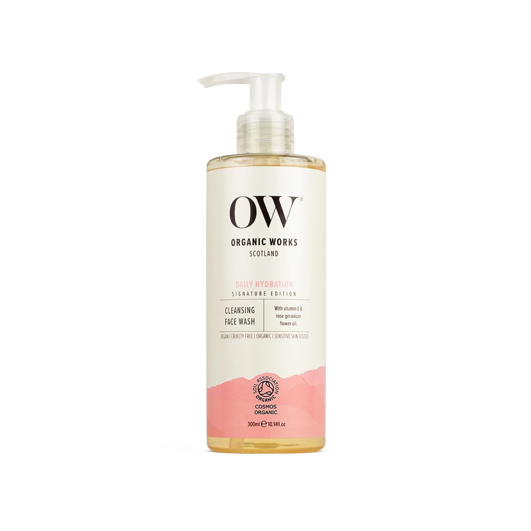 Organic Vitamin E Face Wash for Men & Women - Natural Cleanser with Rose Geranium & Aloe Vera - 300ml for Sensitive Skin - Perfect for Daily Skincare Routine & Gentle Makeup Removal
