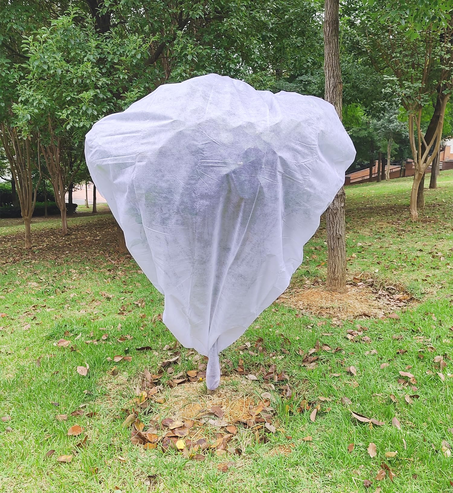 10ft x 33ft Winter Plant Covers - Freeze Protection Frost Blankets for Outdoor Plants & Trees | Garden Fabric for Cold Weather | Perfect for Vegetable Gardens, Potted Plants & Landscaping Protection
