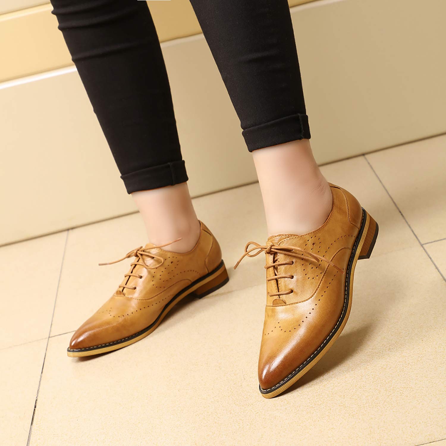Stylish Women's Pointed Toe Leather Oxford Brogue Shoes - Comfortable Lace-Up Work Shoes for Office & Business Professionals | Perfect for Formal Occasions, Business Meetings & Professional Workwear