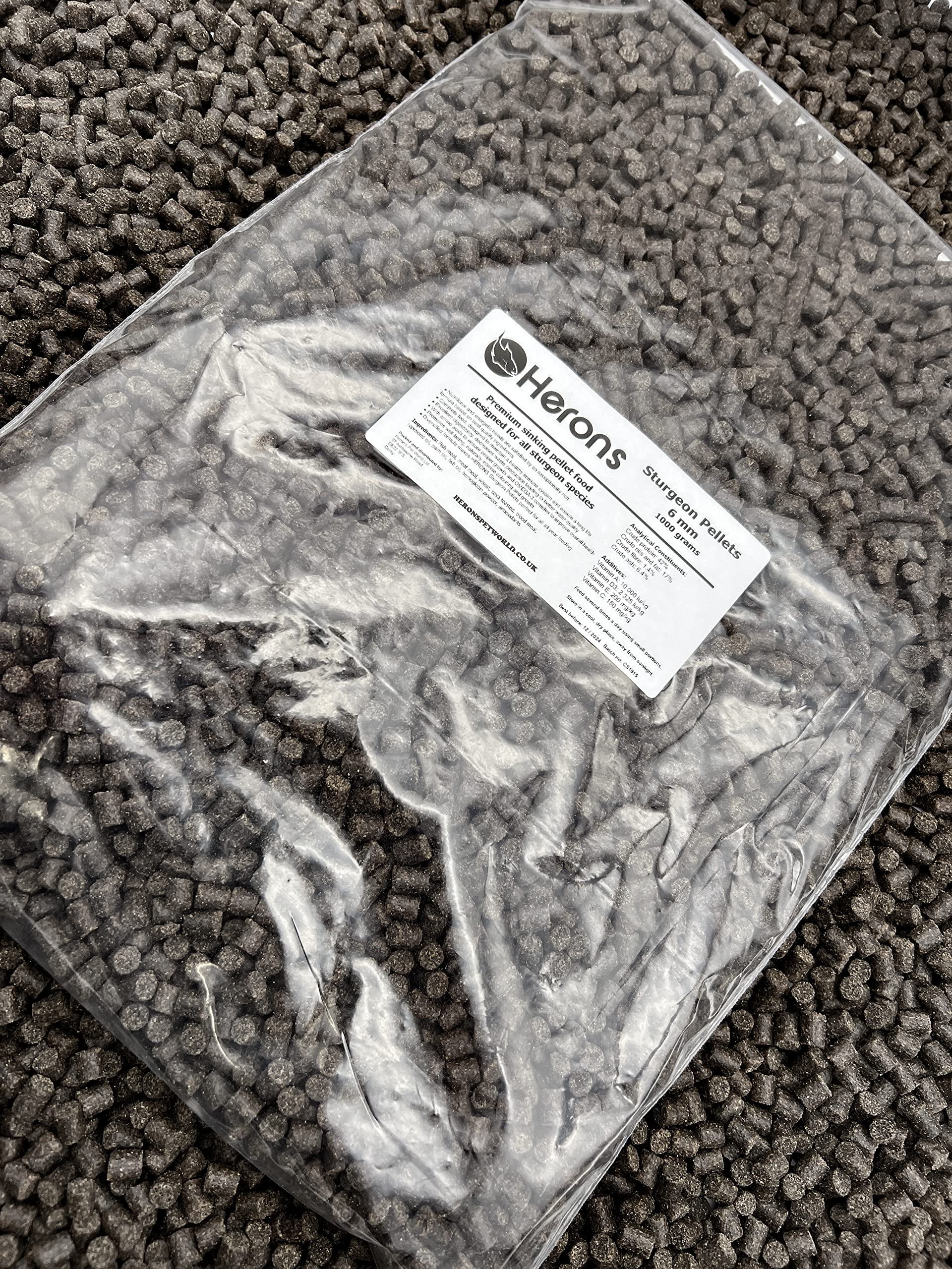 Premium Sturgeon Pellets 6mm - High Protein Fish Food for All Sturgeon Species & Sterlets | Enhances Growth & Immune System | Sinking Pellets 1Kg - Ideal for Pond & Aquarium Fish Feeding