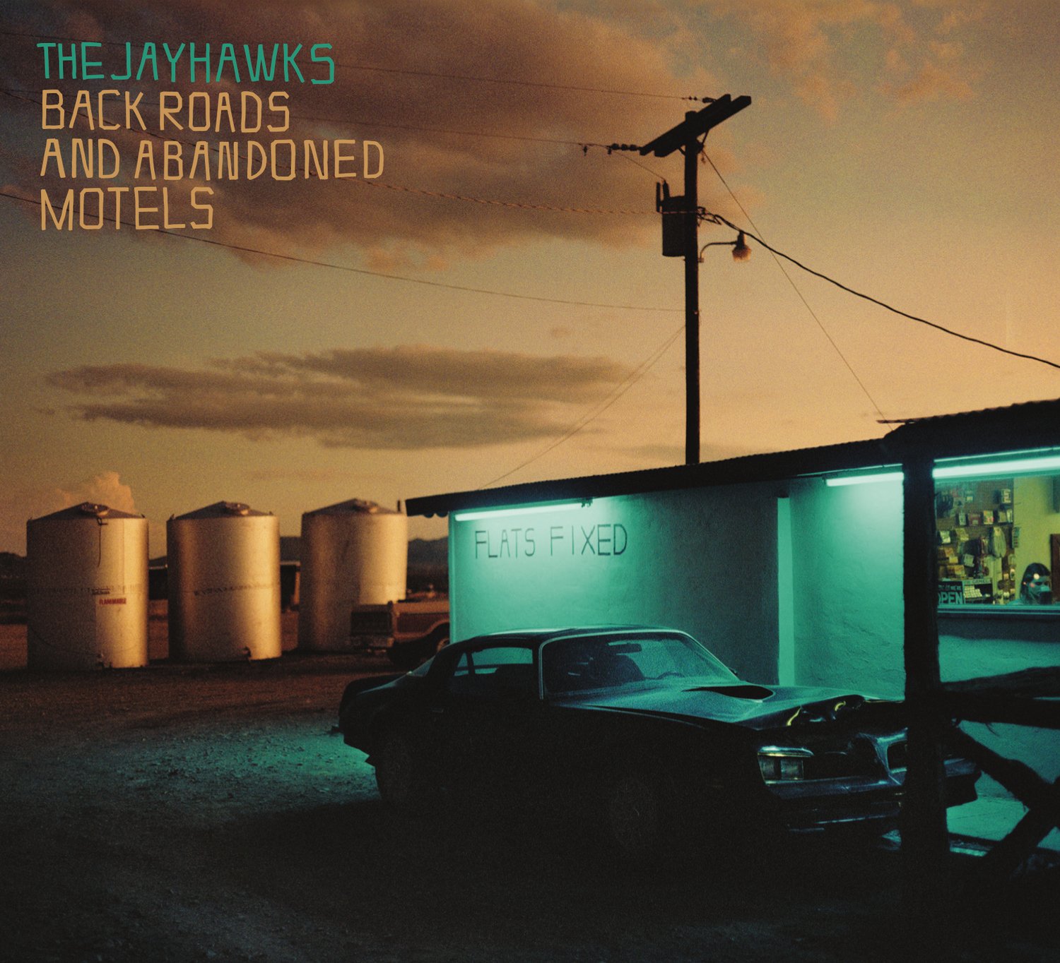 Back Roads And Abandoned Motels - Vintage Travel Photography Book for Road Trips & Adventure Seekers | Perfect for Coffee Table Decor, Travel Inspiration & Americana Collectors