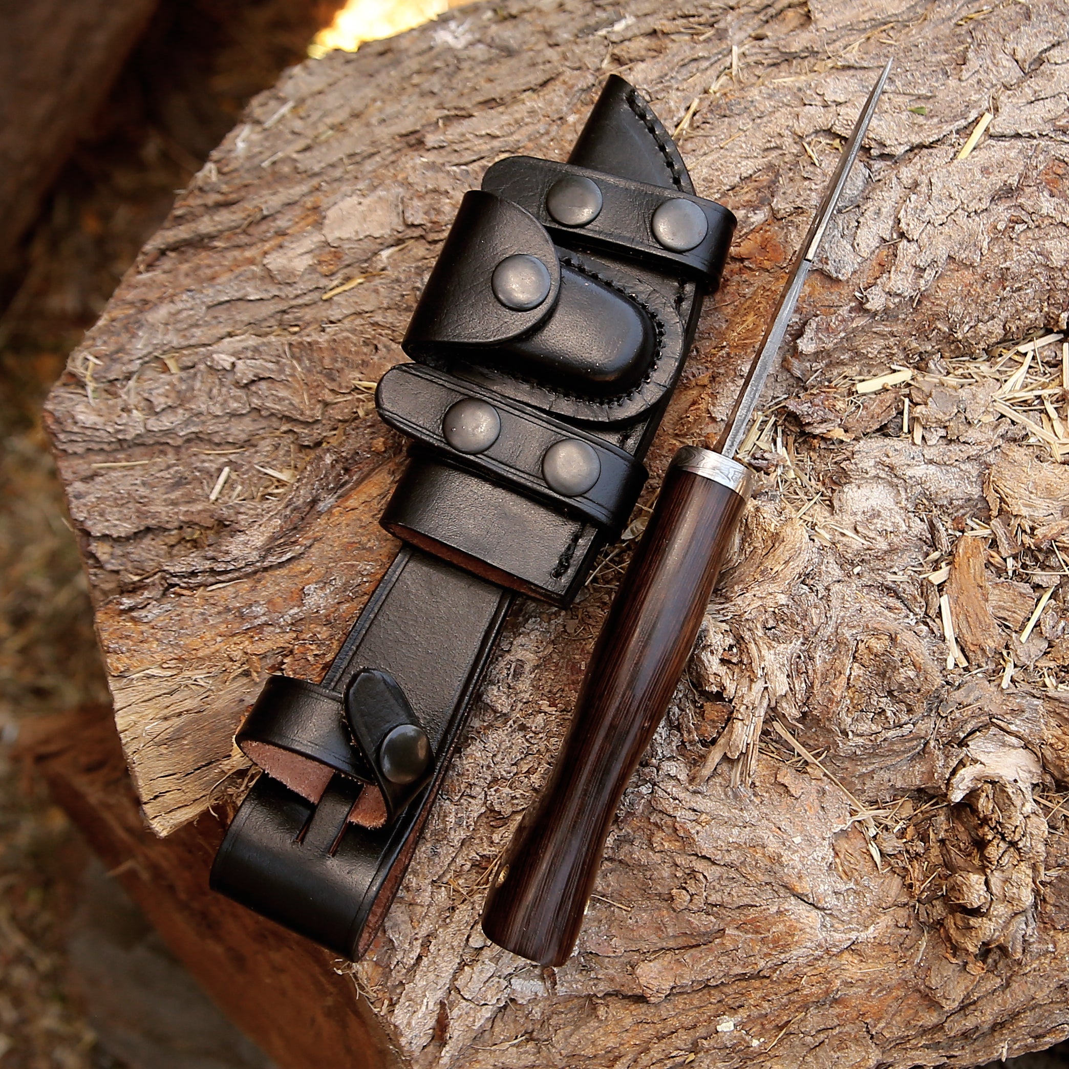 Premium Damascus Steel Hunting Knife with Gut Hook - Exotic Wenge Wood Handle - Ideal for Outdoor Adventures, Camping & Survival Gear