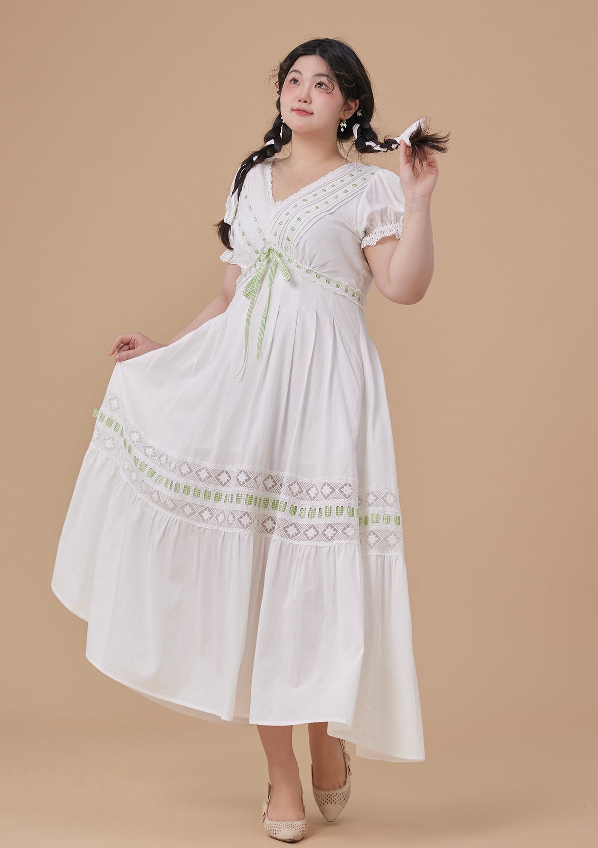 Stylish Curve & Plus Size Green Apple Paradise Dress for Women - Perfect for Summer Parties, Beach Vacations & Casual Outings