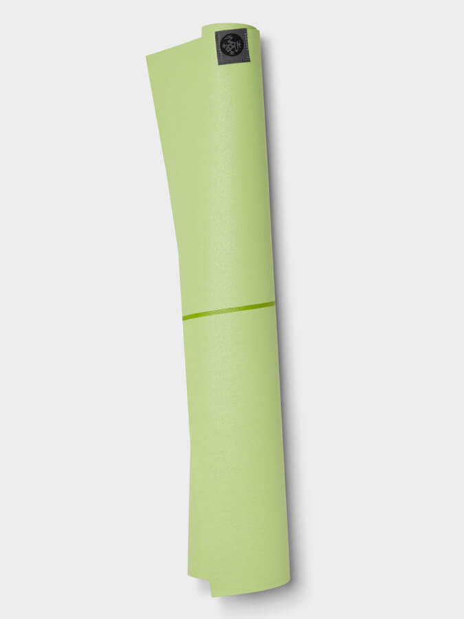 Manduka eKO SuperLite Travel Yoga Mat 1.5mm - Eco-Friendly & Lightweight for Yoga, Pilates & Travel - Perfect for Home, Studio & Outdoor Workouts