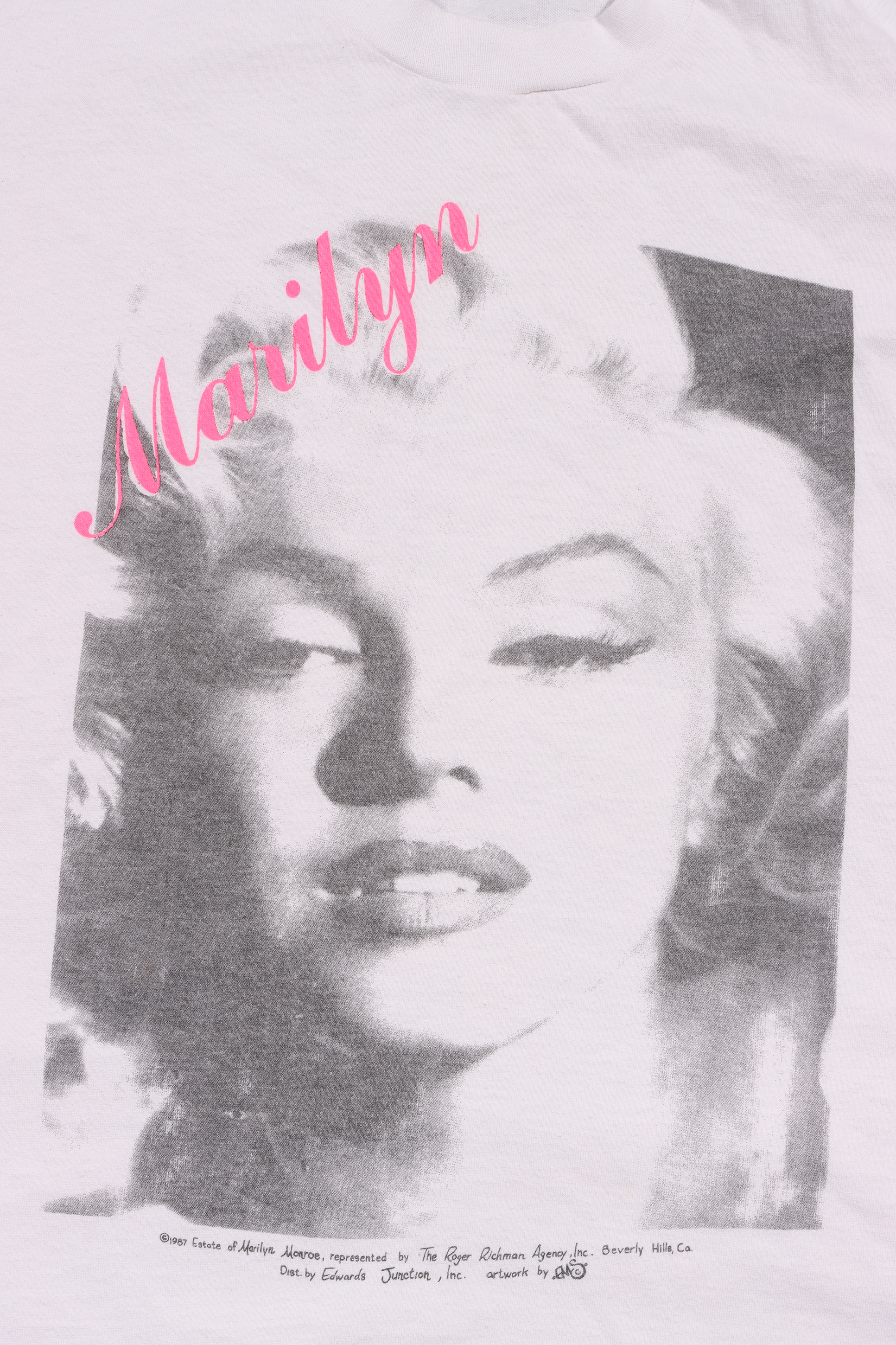 Vintage 1987 Marilyn Monroe T-Shirt - Classic Retro Graphic Tee for Women & Men - Perfect for Casual Wear, Concerts & 80s Theme Parties