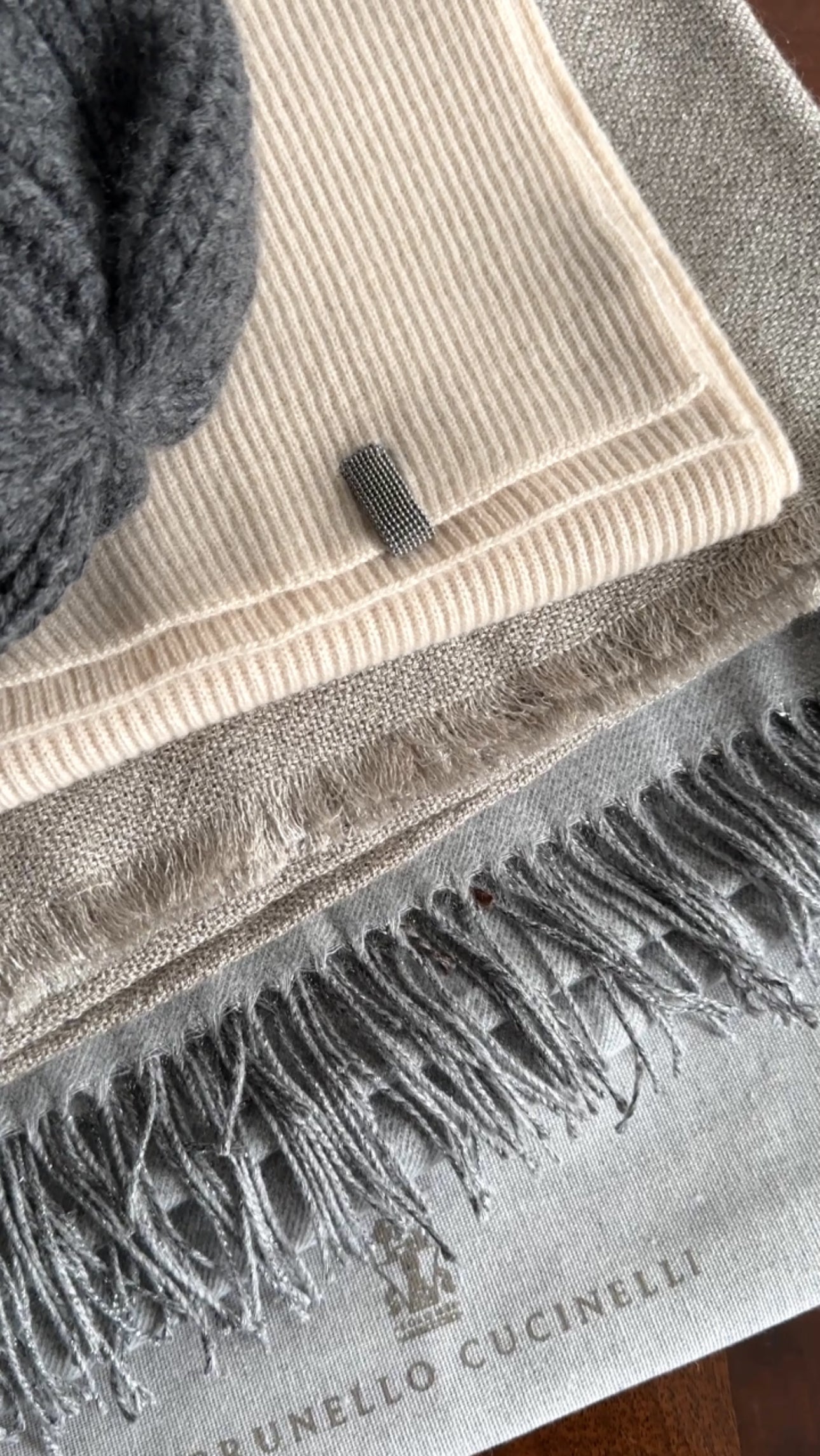 Brunello Cucinelli Light Greige Shimmer Shawl Scarf - Luxurious Cashmere Wrap for Women, Elegant Evening Wear & Winter Fashion Accessory