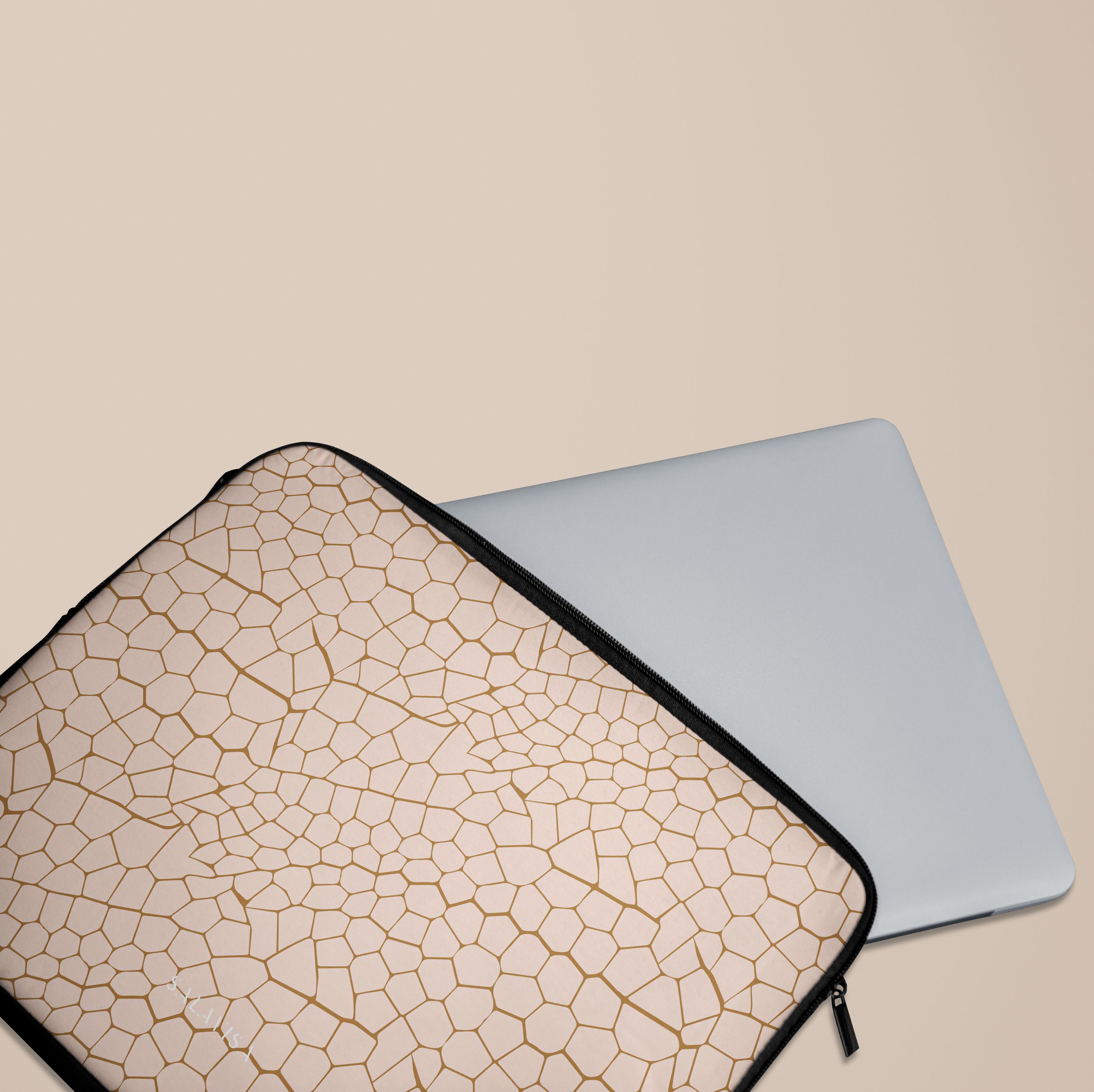 Pink Reptile Pattern Laptop Sleeve Case - 13-15 Inch Protective Cover for MacBook, Ultrabook & Notebook - Stylish & Durable for Work, School & Travel