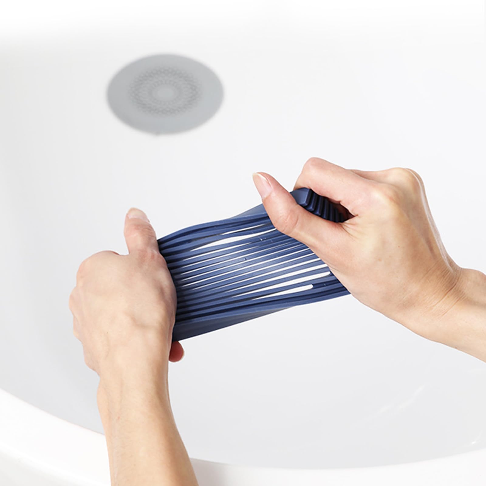 Creative Soft Soap Dish with Drain - Non-Slip Bathroom & Kitchen Soap Holder - Portable Travel Soap Tray - Red - Perfect for Showers, Sinks & On-the-Go Use