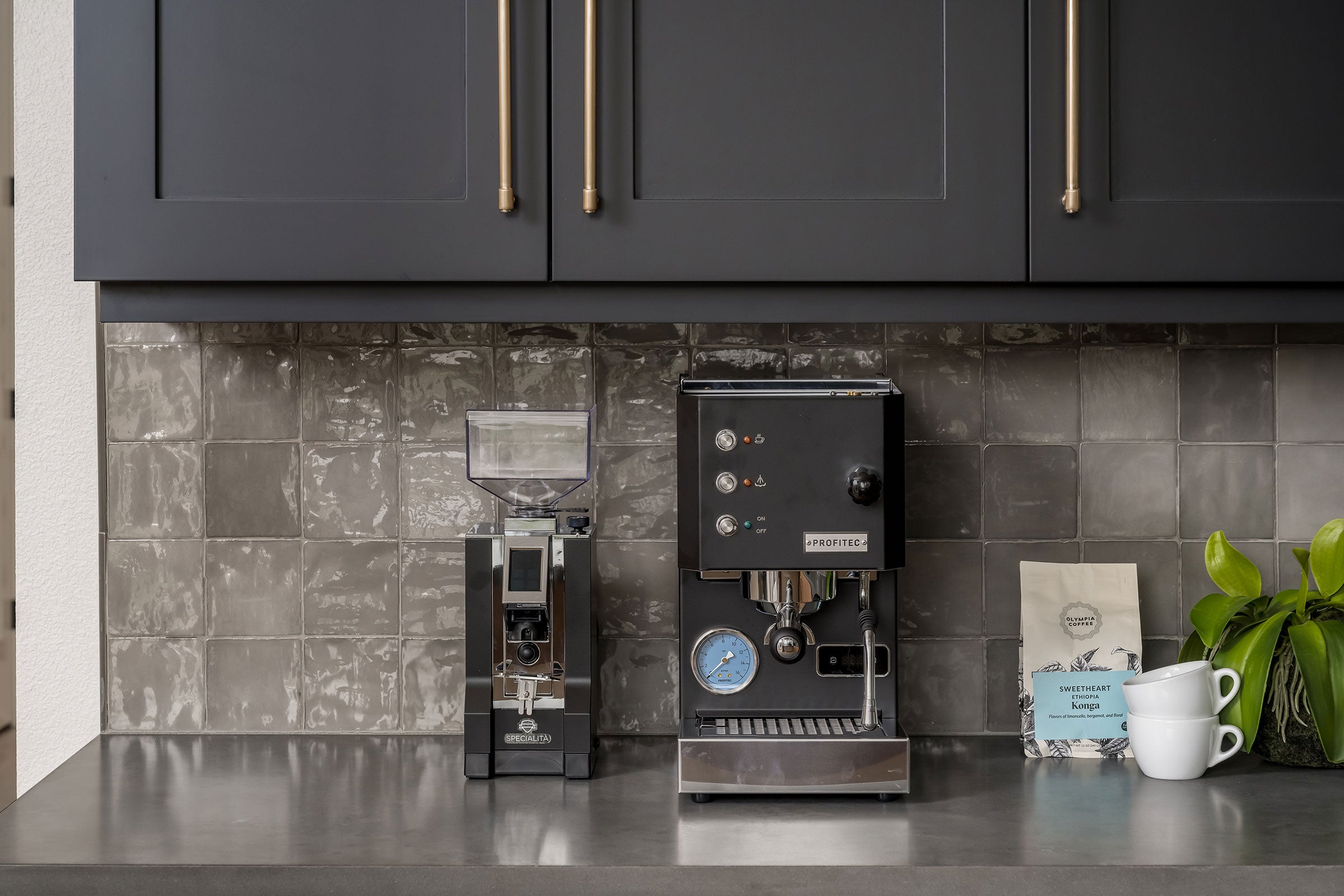 Eureka Mignon Specialita Espresso Grinder – Premium Electric Coffee Grinder for Espresso, Latte & Cappuccino – Perfect for Home Baristas & Coffee Enthusiasts