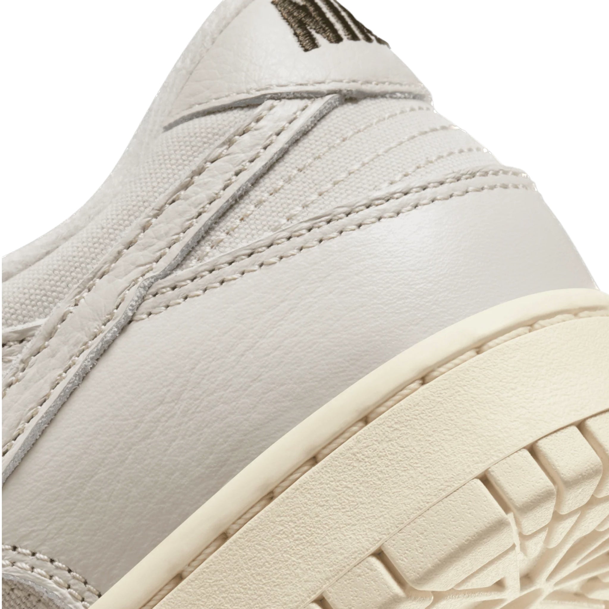 Nike Dunk Low Premium Sneakers - Light Orewood Brown & Sequoia Guava Ice Colorway | Stylish Casual Shoes for Men & Women | Perfect for Streetwear, Gym, and Everyday Fashion