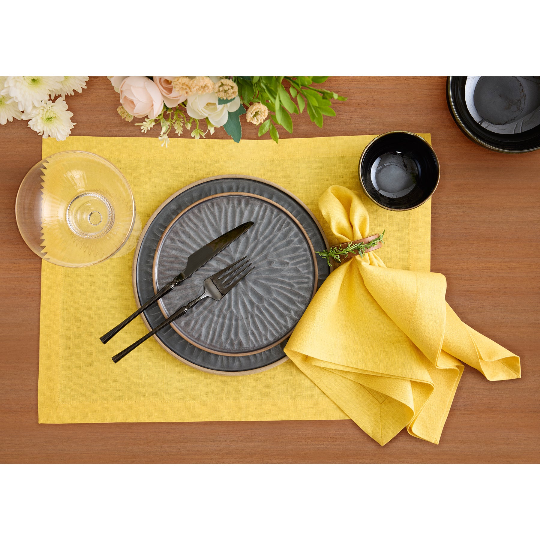 Premium Diana Medium Weight Napkins - Set of 4 for Elegant Dining, Dinner Parties & Special Occasions