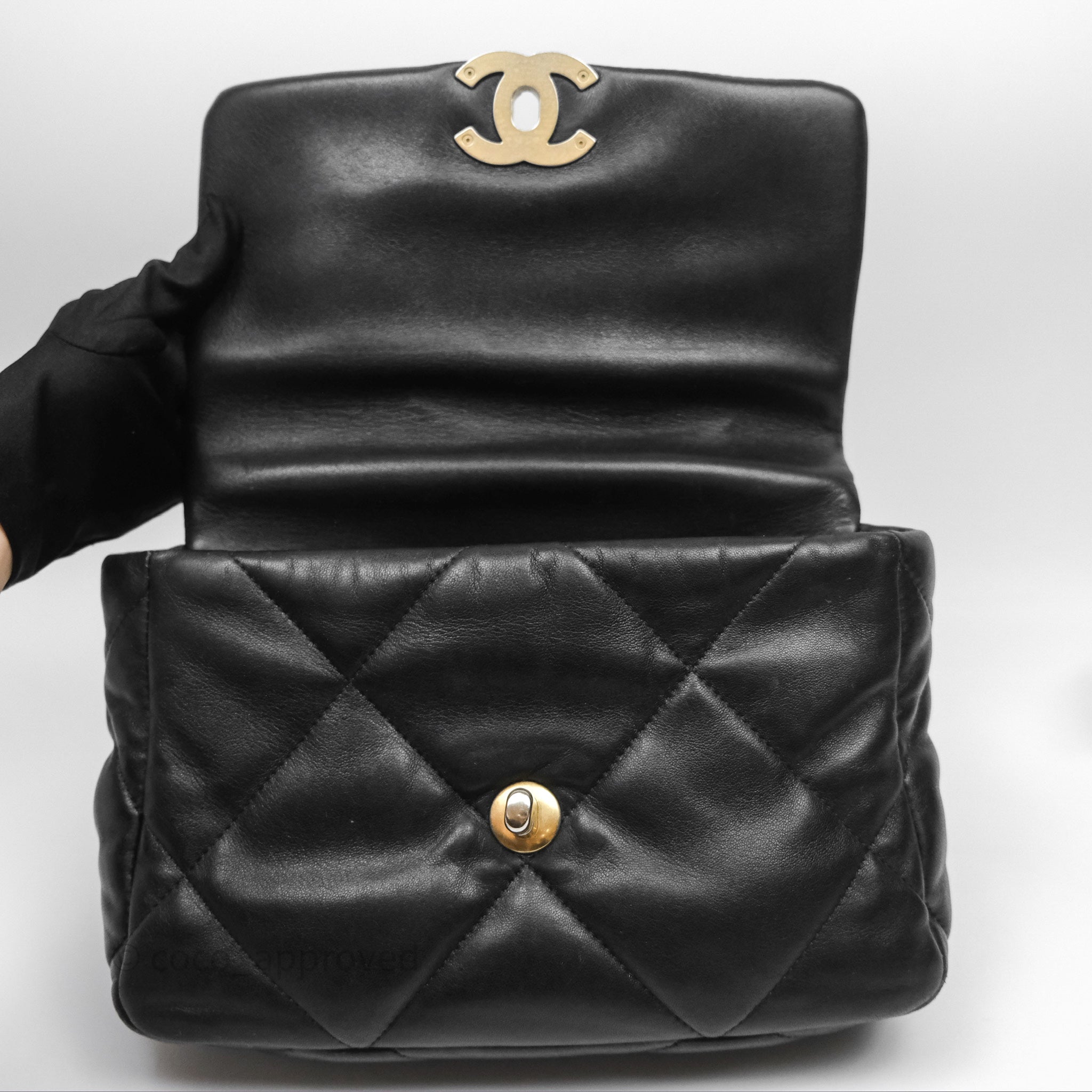 Chanel 19 Small Flap Bag in Black with Mixed Hardware - Luxury Designer Handbag for Women, Perfect for Everyday Use & Special Occasions