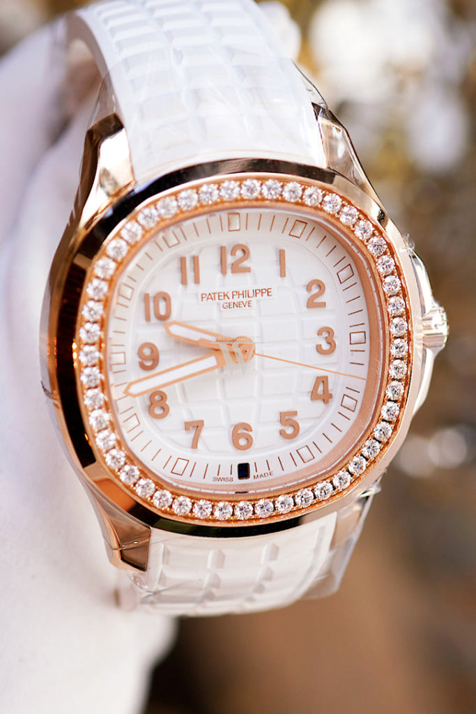 Patek Philippe Aquanaut Luce Automatic Watch - 18K Rose Gold Case, White Dial, Ref. 5269/200R-001 | Luxury Swiss Timepiece for Men, Perfect for Business Meetings & Special Occasions