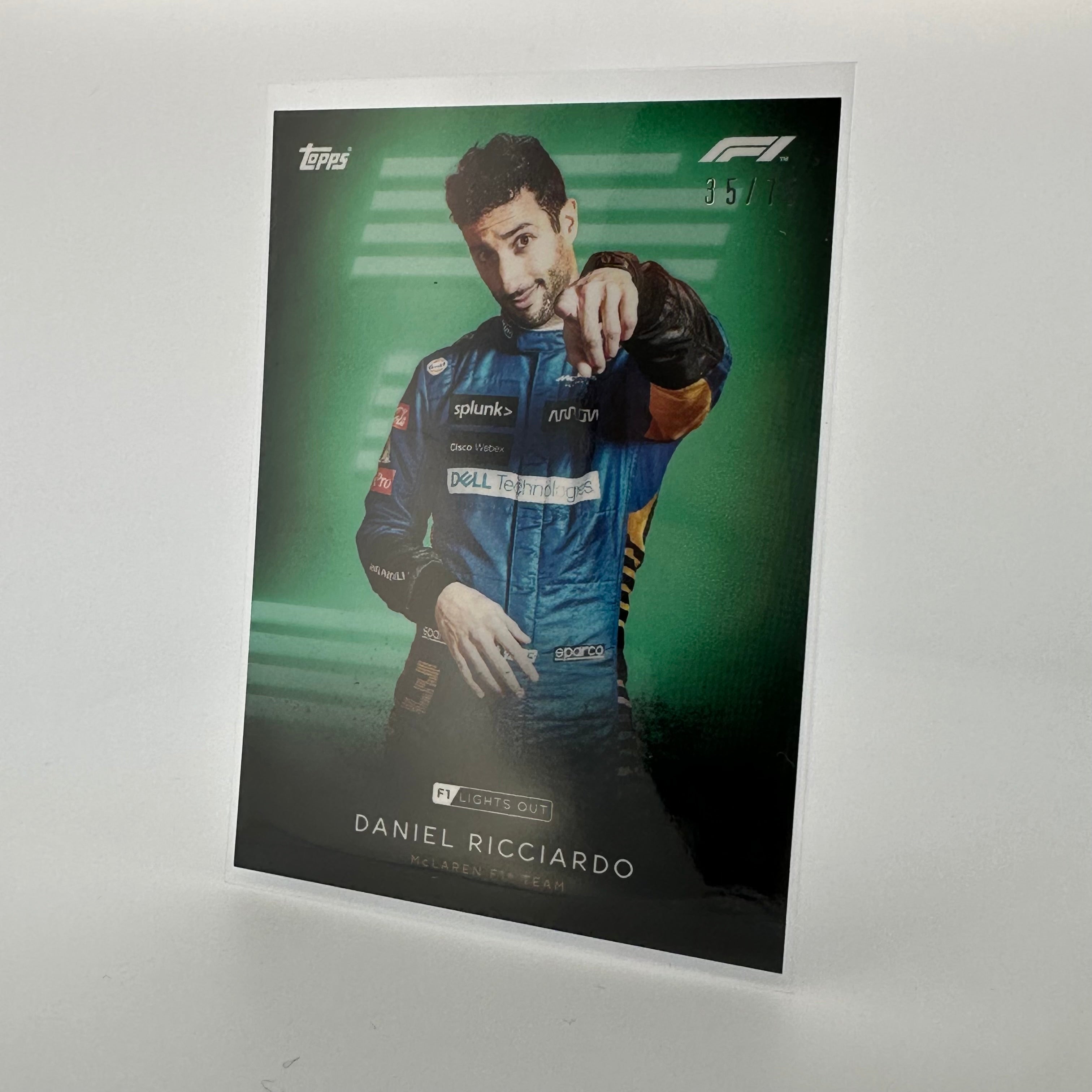 Daniel Ricciardo 35/75 Green Parallel Racing Driver Card - Collectible for F1 Fans, Sports Memorabilia & Trading Card Games