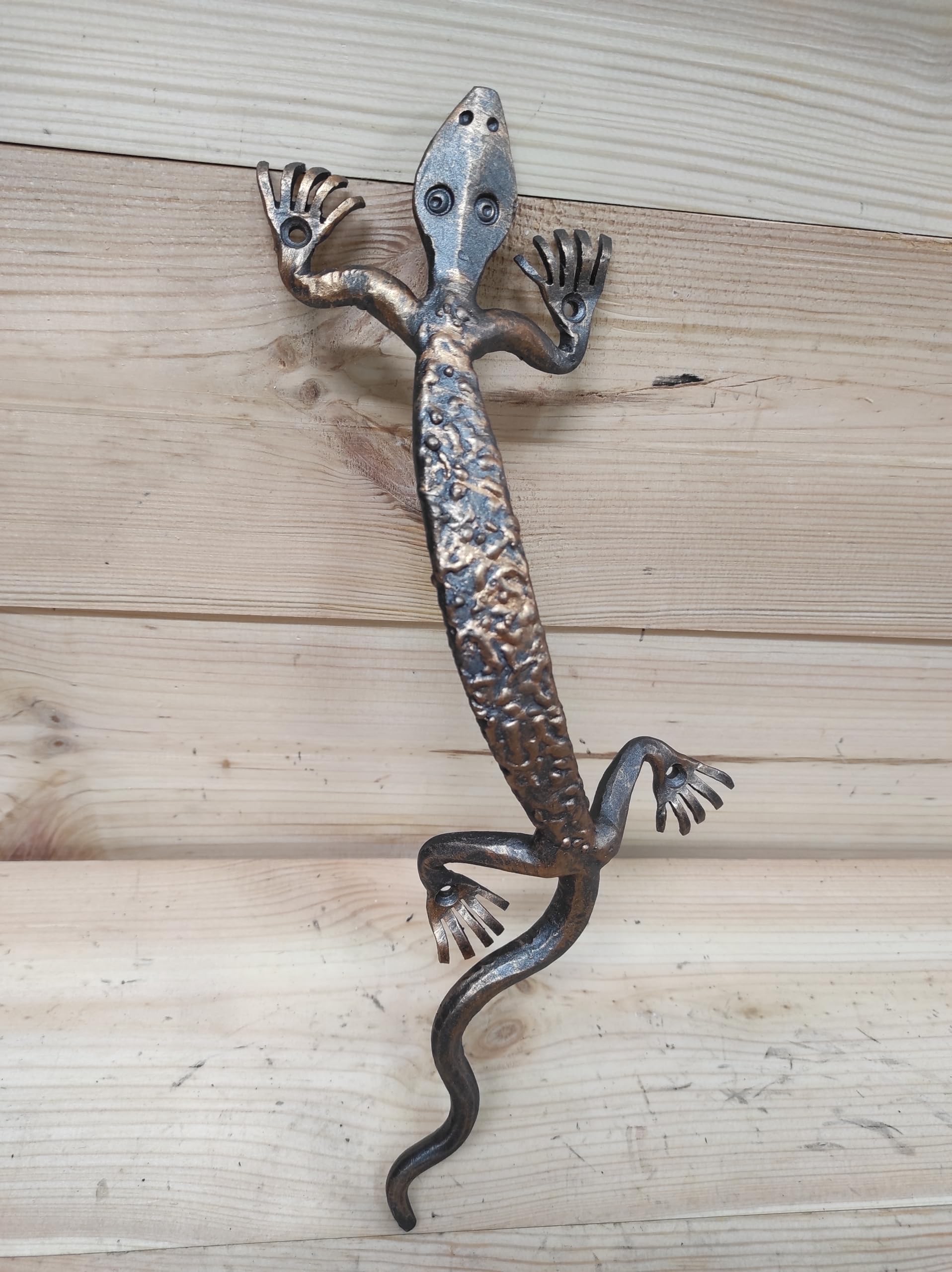 Lizard Metal Barn Door Handle - Rustic Pull for Farmhouse Style