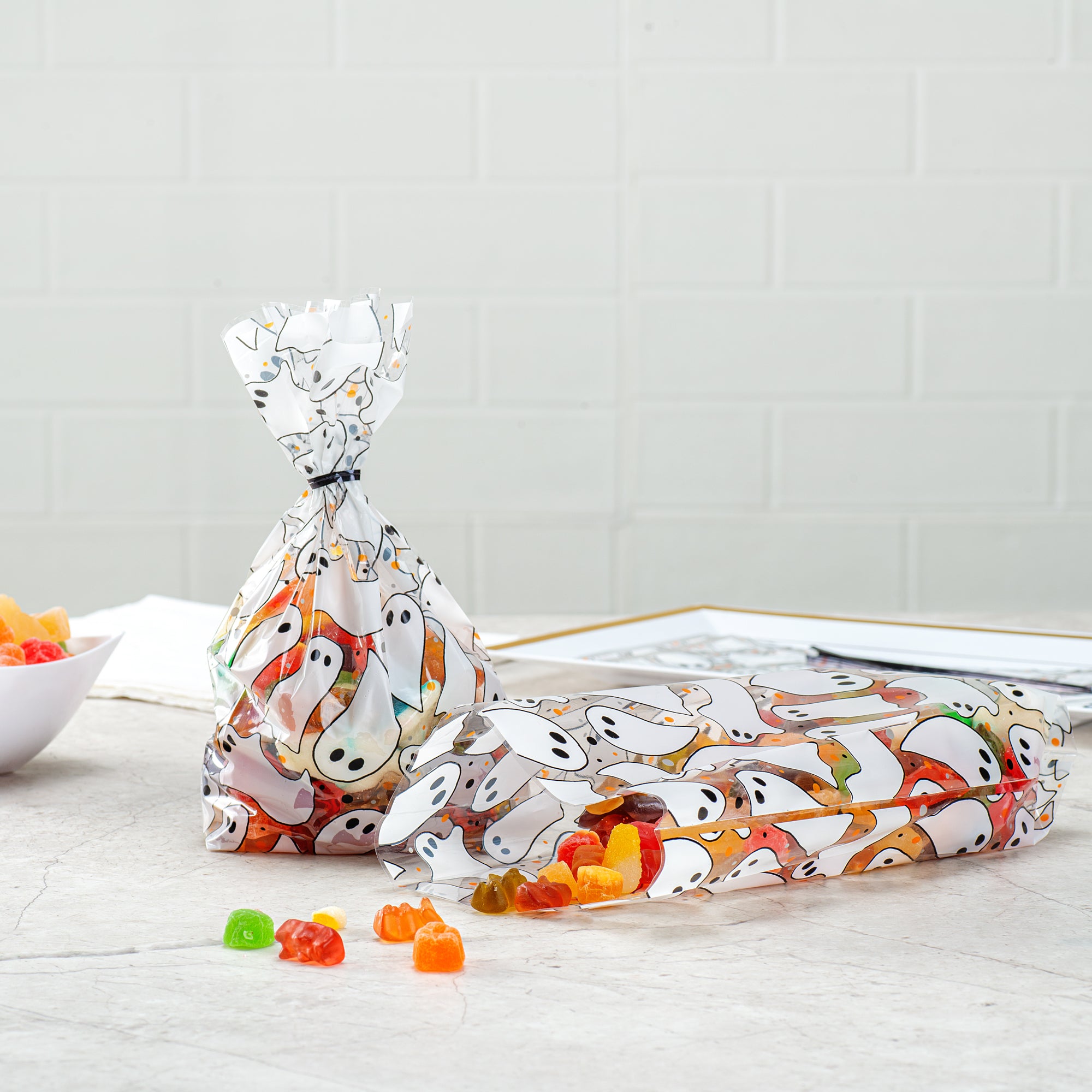 Plastic Candy Bags for Halloween - 4x2x9.5 Inch Gusseted Ghost Design Treat Bags (4000 Count Bulk Pack) - Perfect for Party Favors, Trick or Treat, and Candy Packaging