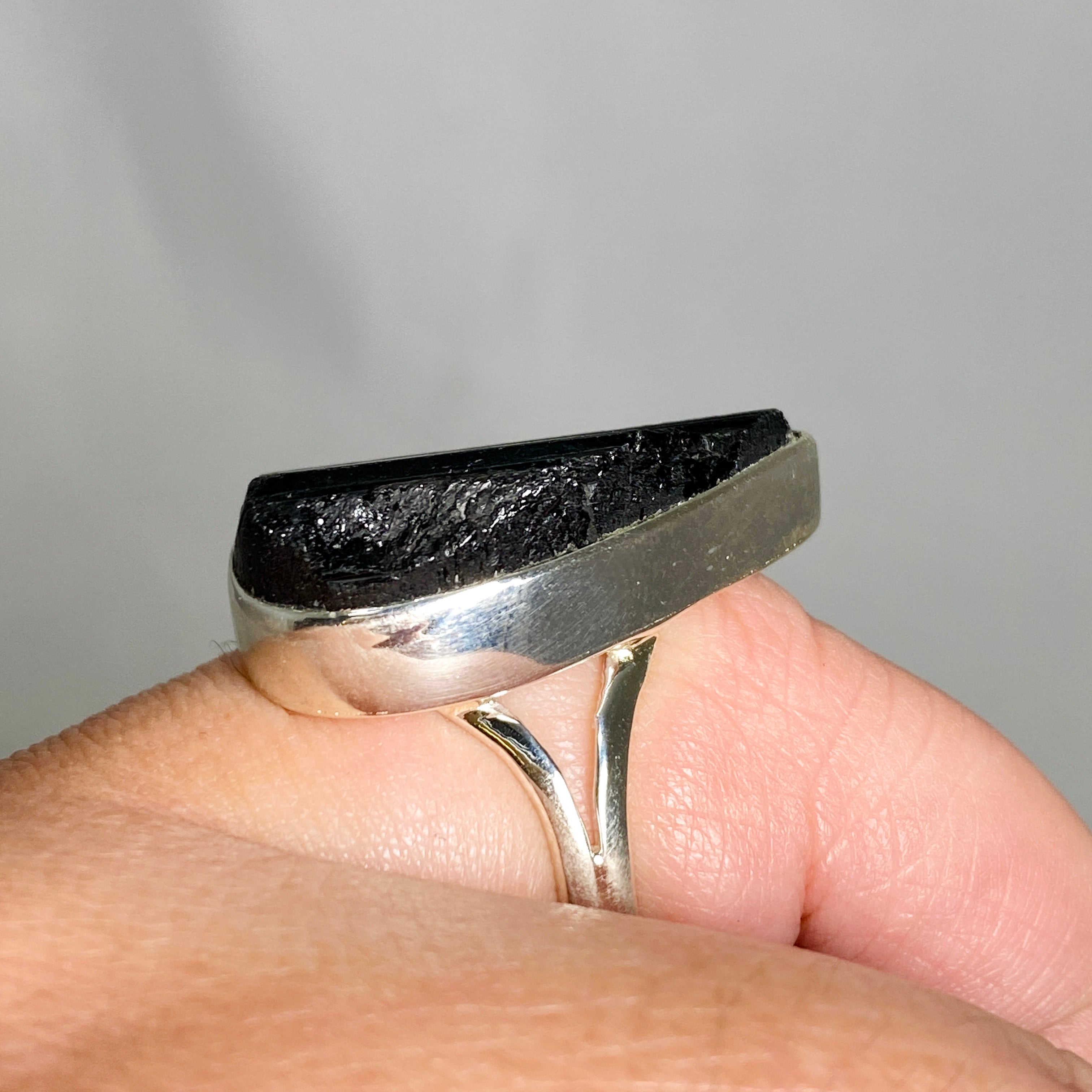 Black Tourmaline Teardrop Raw Split Band Ring - Size 10 - Natural Gemstone Jewelry for Women - KRGJ3276 - Perfect for Healing, Protection & Spiritual Energy in Daily Wear