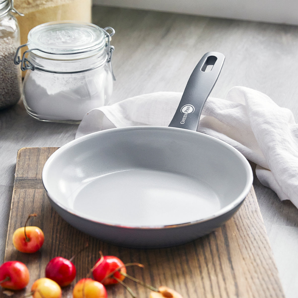 Dover Ceramic Nonstick 8-Inch Fry Pan - Healthy Non-Toxic Cooking Skillet for Eggs, Pancakes & Stir Fry | Perfect for Gas, Electric & Induction Stovetops