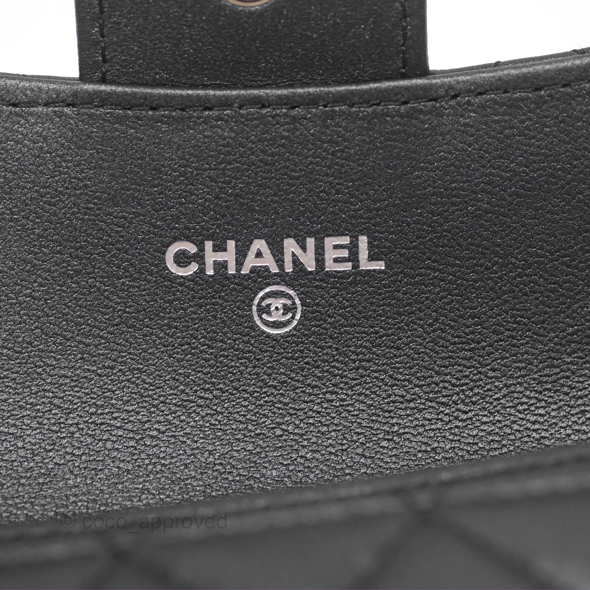 Chanel Classic Flap Card Holder - Quilted Iridescent So Black Leather Wallet for Women | Luxury Credit Card Case for Everyday Use & Special Occasions