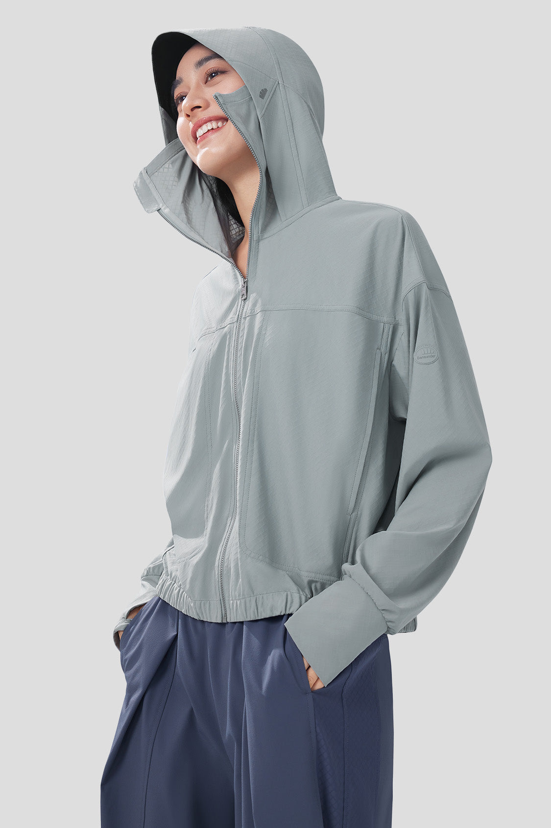UPF50+ Women's Lightweight Sun Protection Jacket - Breathable UV Sun Shirt for Outdoor Activities, Hiking, Beach & Summer Travel