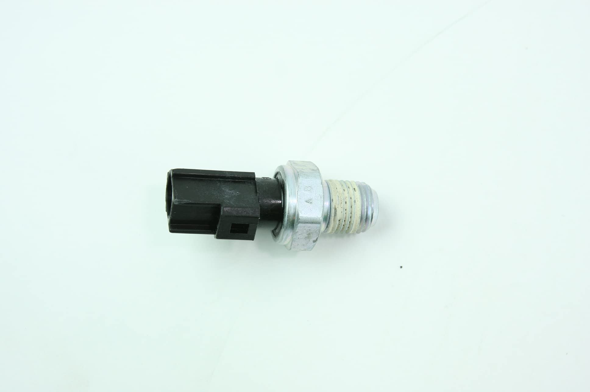 Ford 6U5Z-9278-A Engine Oil Pressure Switch - Replacement Part for Ford Vehicles | Perfect for Engine Maintenance & Performance Monitoring