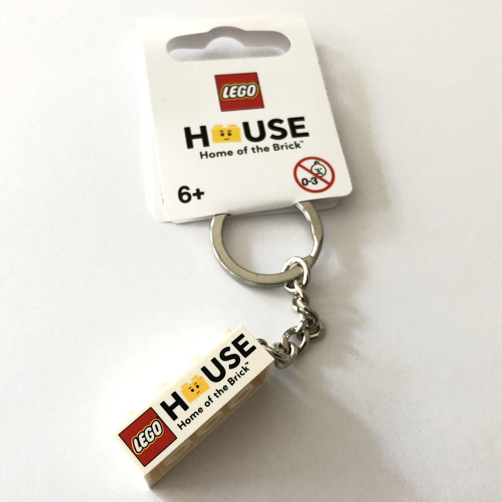 LEGO 853712 The LEGO House 2x4 Brick Keychain - Official Collectible Building Block Key Ring for LEGO Fans - Perfect Gift for Home, Office & Travel Accessories