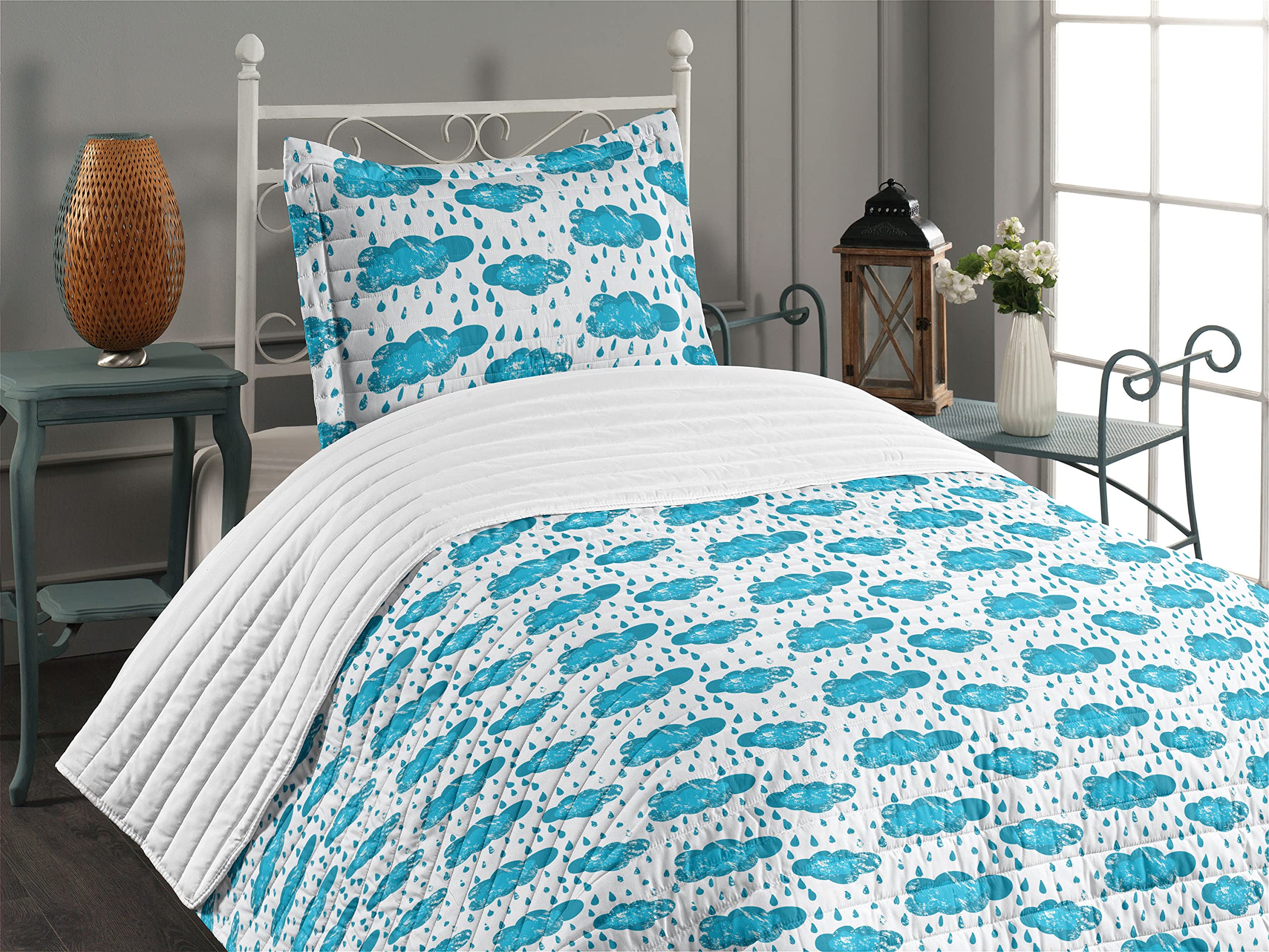 Ambesonne Blue and White Microfiber Bedspread Set - Hand Painted Raining Clouds Design with Rough Brush Strokes, Soft Twin Size Bedding Set Includes Pillow Sham & Comforter | Perfect for Cozy Bedrooms, Guest Rooms & Dorm Decor