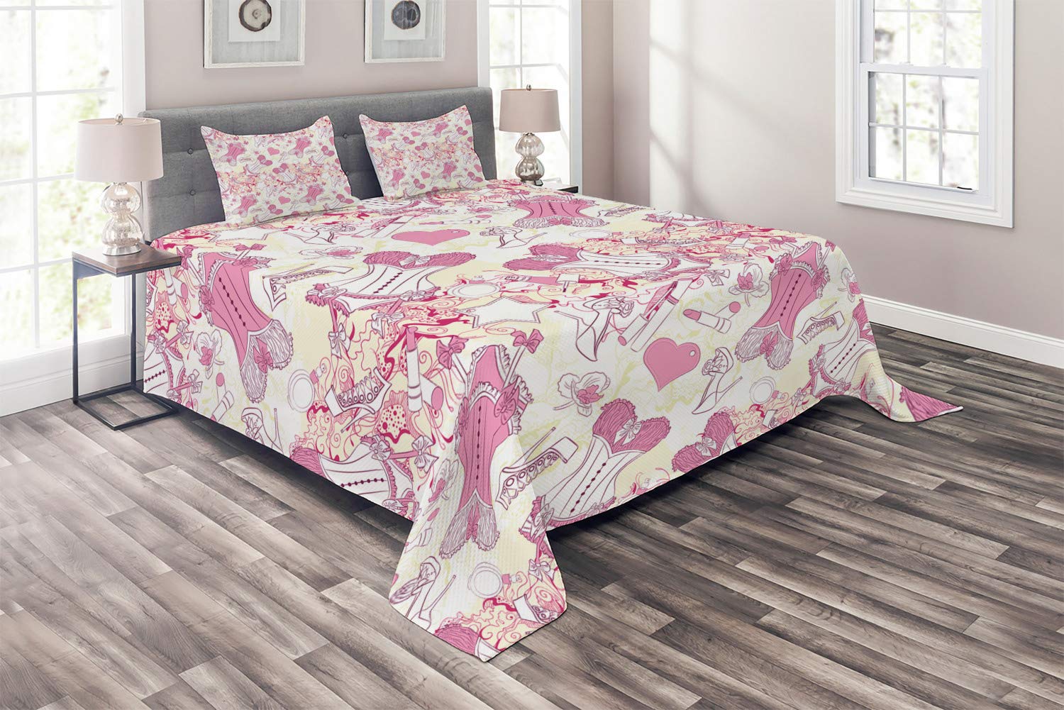 Ambesonne Vintage Floral Corset Print 3-Piece King Size Quilted Bedspread Set with 2 Pillow Shams - Beige & Pink Decorative Coverlet for Girls Room | Perfect for Victorian-Themed Bedrooms, Bridal Boudoir Decor & Antique Lingerie Display