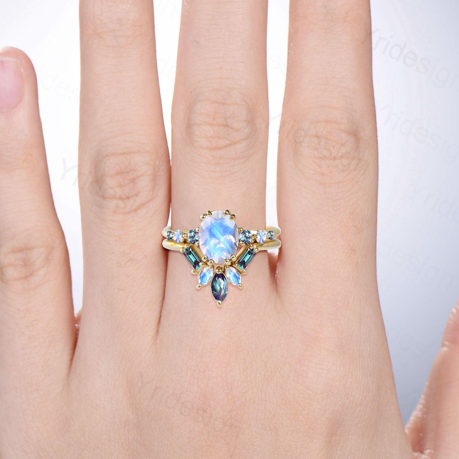 1.5CT Natural Oval Moonstone & Alexandrite June Birthstone Engagement Ring Set - Unique Seven Stone Bridal Ring for Women - Perfect for Weddings, Anniversaries & Special Occasions