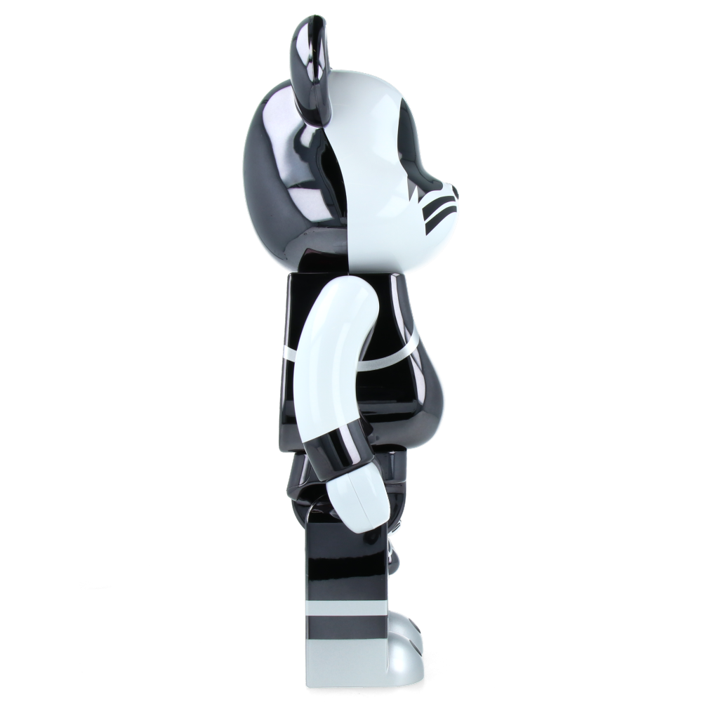 100% & 400% Bearbrick Kiss Catman Chrome Version Collectible Art Toy - Perfect for Display in Home, Office or Anime Collections