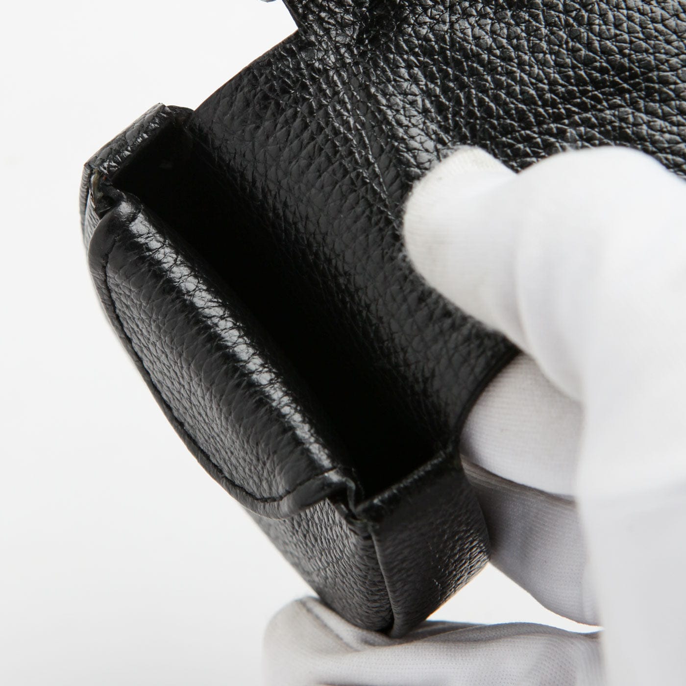 Gothic Black Cross Stingray Leather Men's Coin Wallet - Stylish & Durable Slim Wallet for Everyday Carry, Travel & Gifts