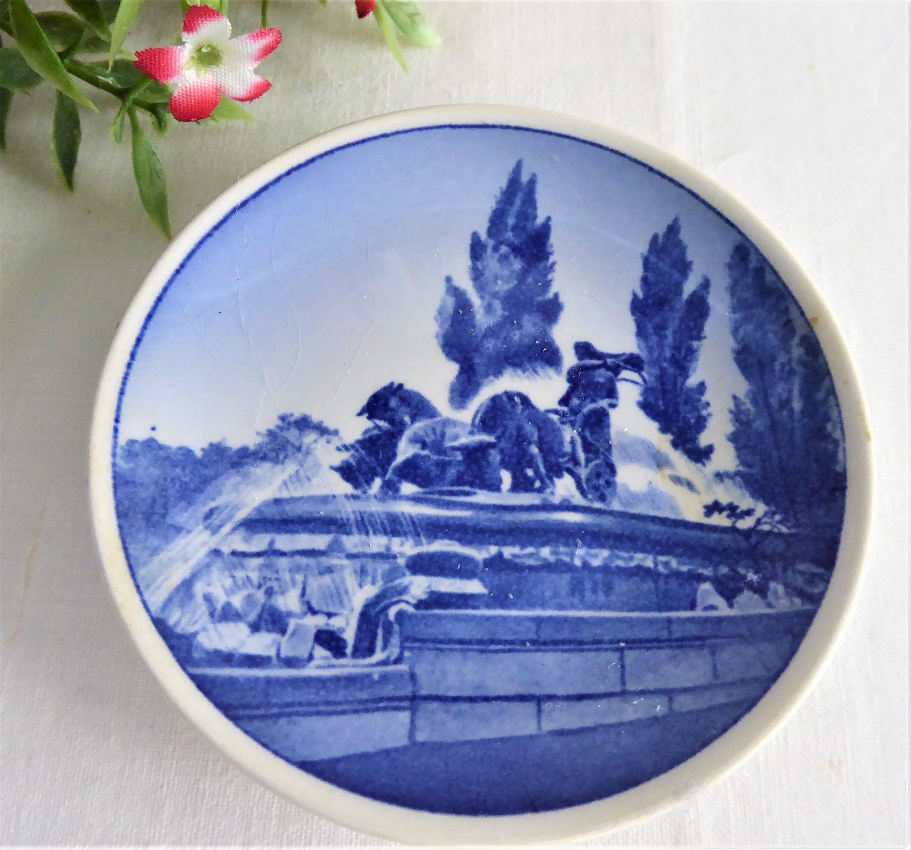 Royal Copenhagen Denmark Chariot Plaquette Teabag Caddy - Elegant Porcelain Tea Bag Holder for Afternoon Tea & Home Decor