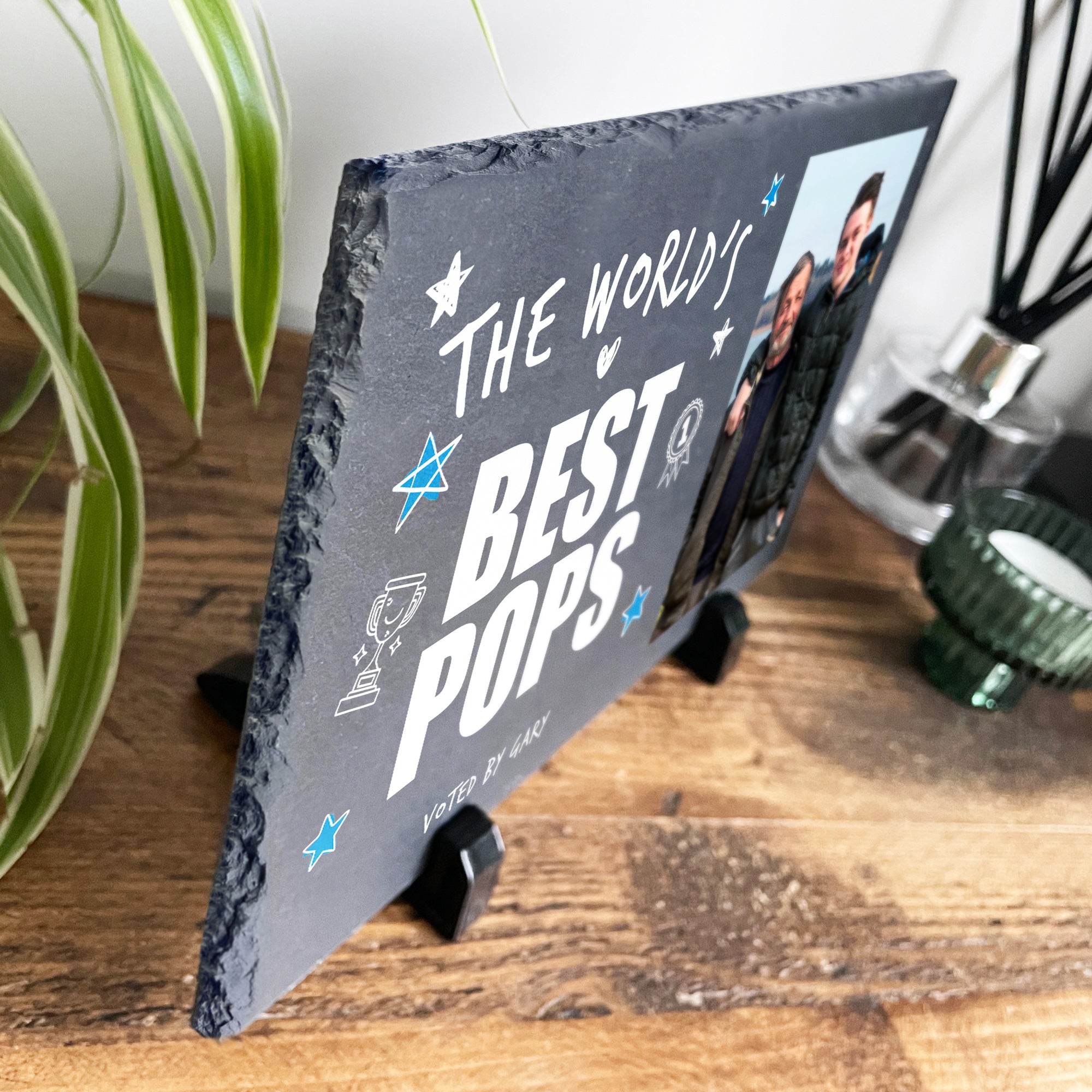 Custom Engraved 'World's Best Dad' Photo Slate Plaque with Wooden Stand - 30x20cm - Perfect Father's Day Gift, Anniversary Present & Home Office Decor