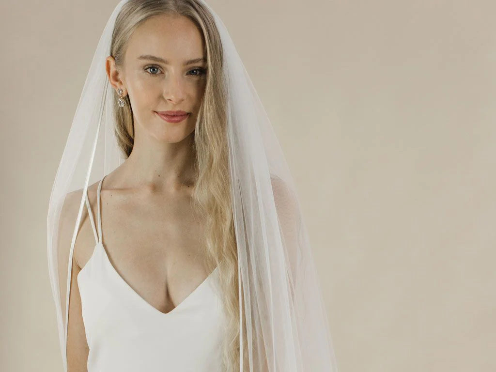 Elegant Snapdragon Single Tier Chapel Length Wedding Veil by Rainbow Club - Perfect for Bridal Ceremonies, Photos & Romantic Occasions