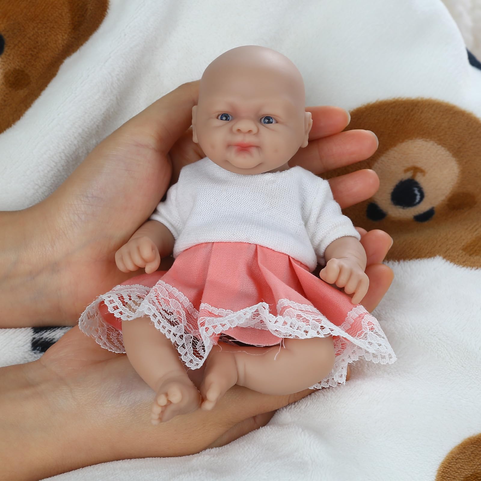 **IVITA 7 Inch Mini Reborn Baby Doll - Lifelike Solid Silicone Full Body Doll for Stress Relief, Kids & Collectors - Perfect Gift for Girls, Playtime & Display**
