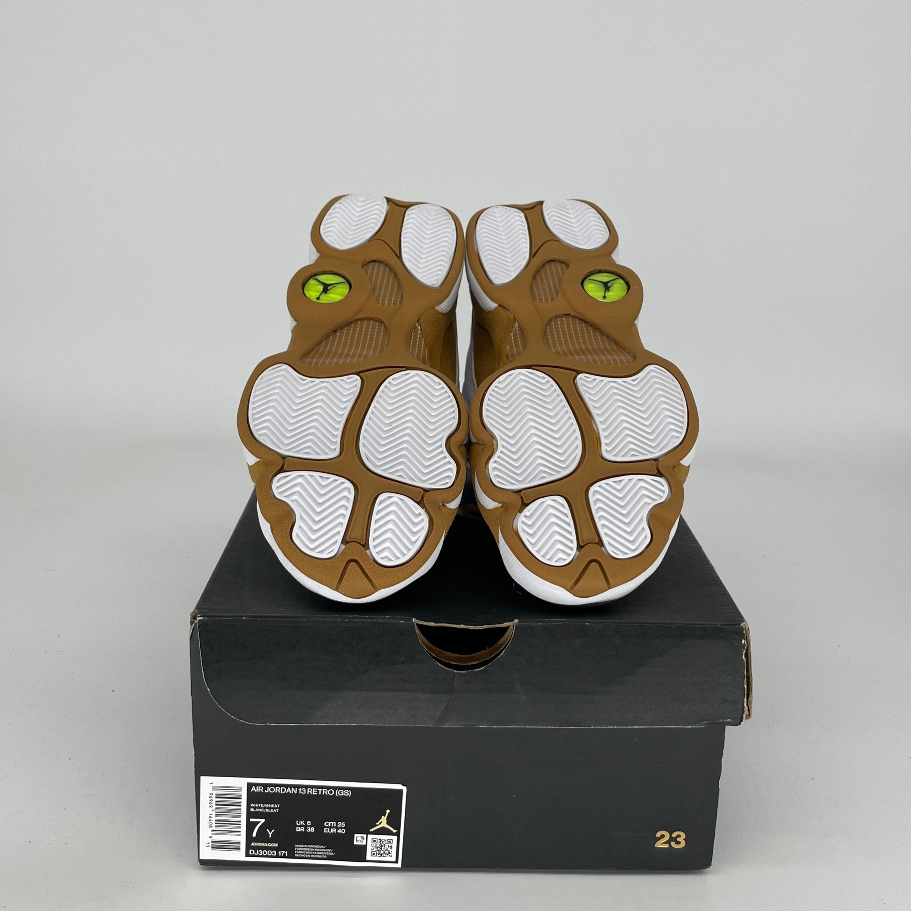 AIR JORDAN 13 Retro Wheat Basketball Shoes Size 7Y DJ3003-171 - Perfect for Streetwear & Casual Outfits