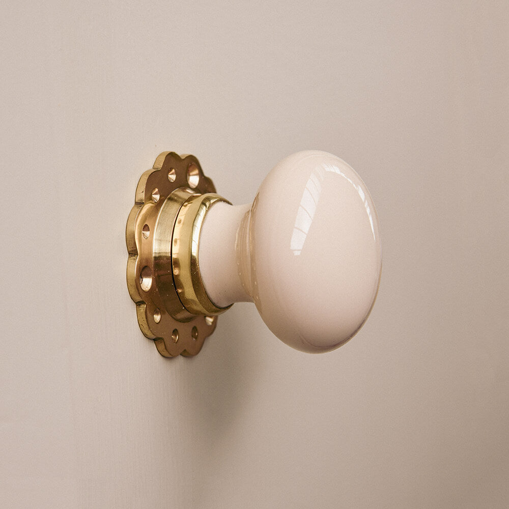 Elegant Cream Ceramic Door Knobs with Floral Backplates - Vintage Style Cabinet & Drawer Pulls for Home Decor, Bedroom, Bathroom, and Office