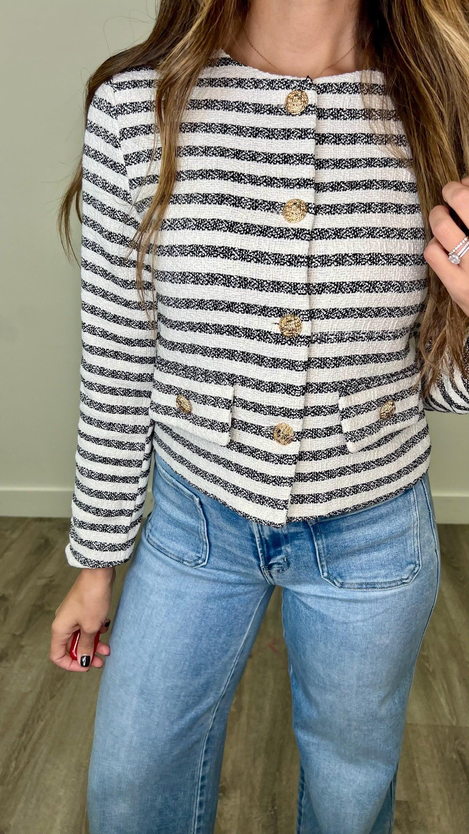 Stylish Fiorella Cream Black Jacket for Women - Trendy Outerwear for Fall & Winter | Perfect for Casual Outings & Office Wear