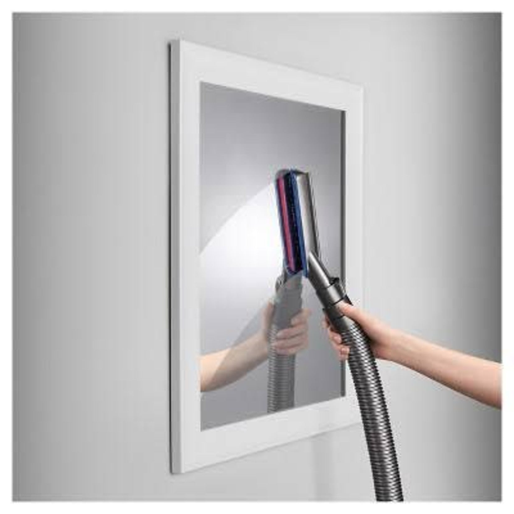 Original Dyson Carbon Fiber Soft Dusting Brush (Model DYSON26) - Gentle Cleaning for Hard Floors, Furniture & Delicate Surfaces - Perfect for Home & Office Use