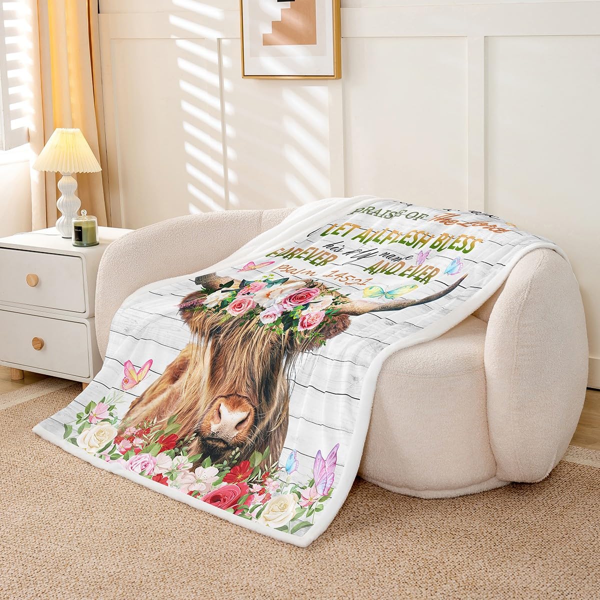 Feelyou Highland Cow Sherpa Blanket - Soft Plush Fleece Throw Blanket 50x60 Inches for Kids, Boys & Girls - Rose Highland Cattle Design for Sofa, Bed & Couch - Cozy Botanical Floral Fuzzy Blanket for Winter Nights & Home Decor