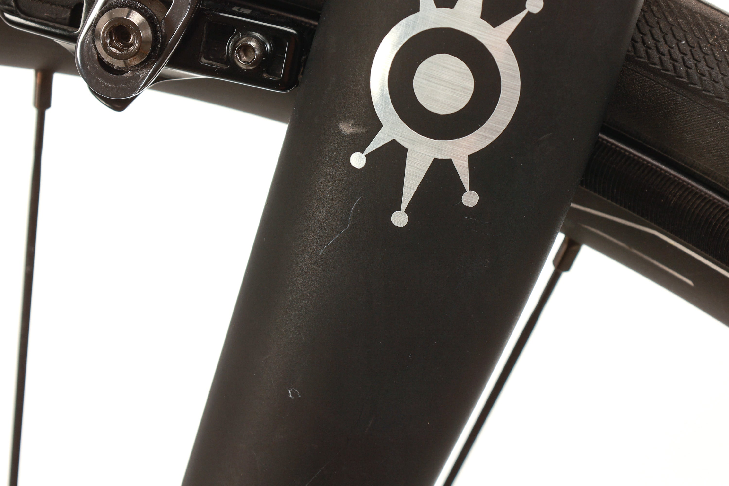 Alchemy Eros Road Bike 2017 - 58cm Carbon Frame, Lightweight & Fast - Perfect for Racing, Commuting & Long-Distance Cycling