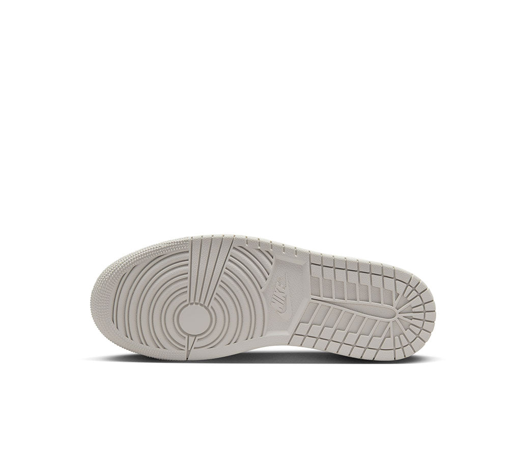 AIR JORDAN 1 RETRO LOW OG Sneakers - Men's Basketball Shoes for Casual Wear & Street Style - Perfect for Sports, Gym & Everyday Fashion