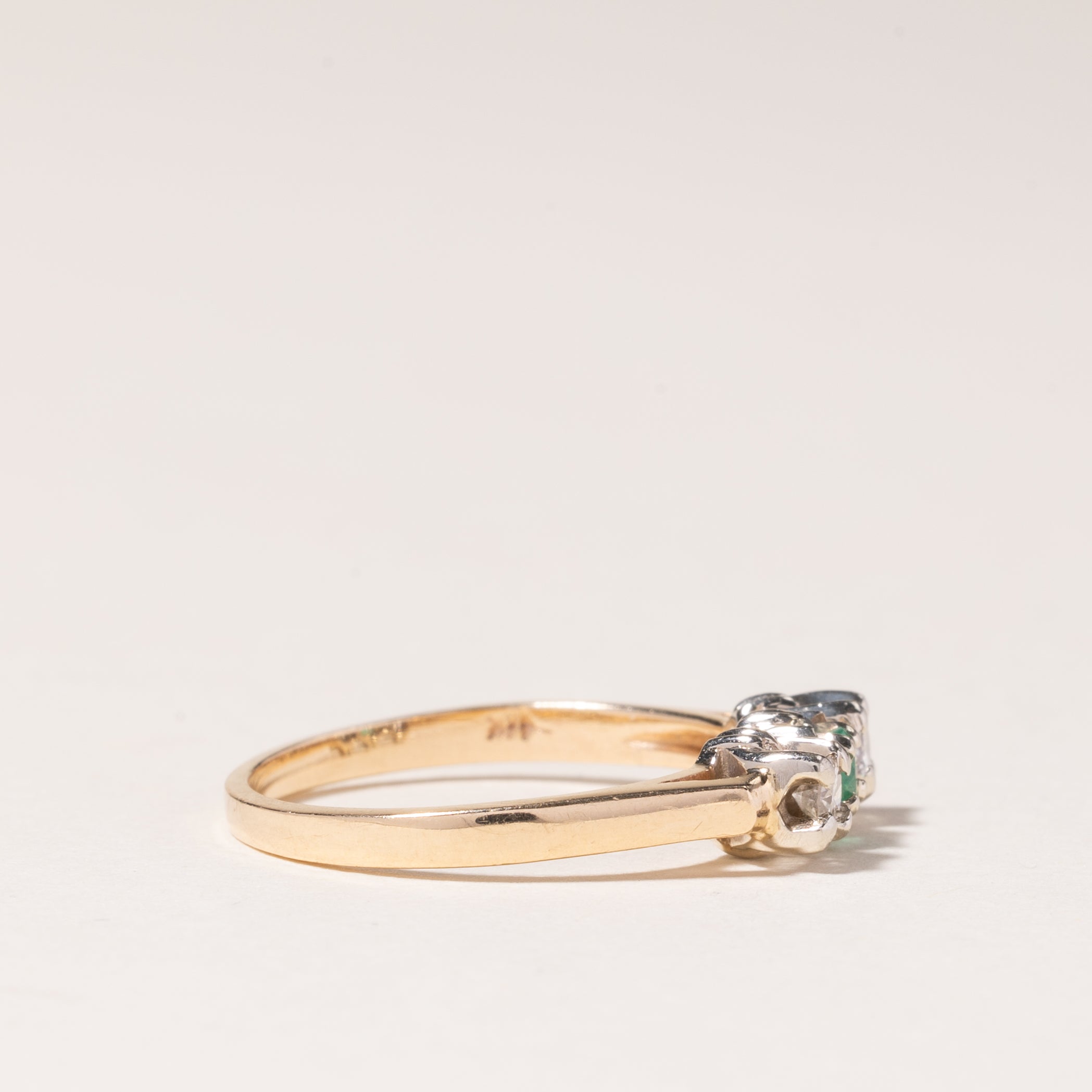 14K Yellow Gold Emerald and Diamond Ring - 0.10ct Emerald & 0.18ctw Diamond Accents - Size 6 - Elegant Birthstone Jewelry for Women, Perfect for Engagement, Anniversary or Gift Giving