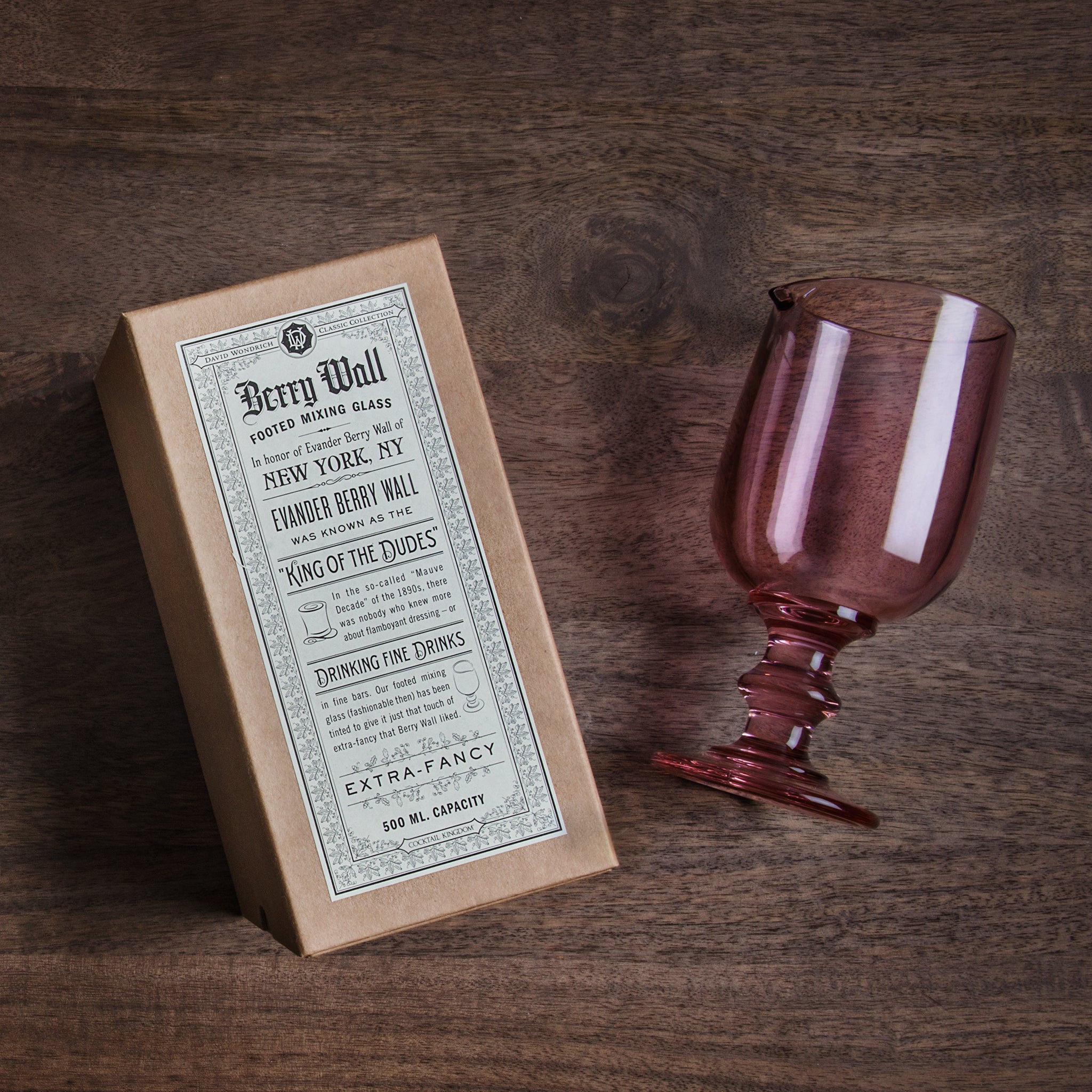 BERRY WALL™ 17oz (500ml) Rose Tinted Footed Mixing Glass - Elegant Cocktail Mixing Cup for Home Bars, Professional Bartending & Entertaining - Perfect for Mojitos, Martinis & Craft Cocktails