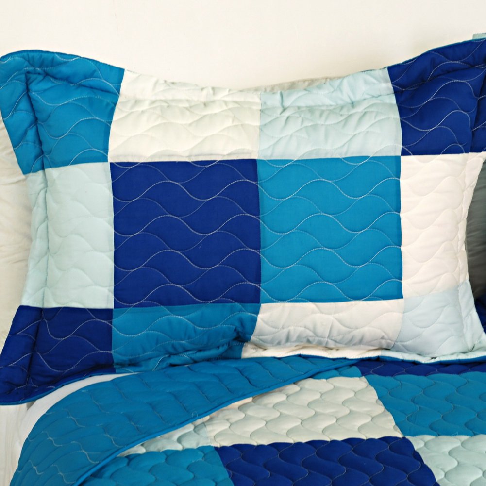 Blue Crystal 3-Piece Vermicelli Quilted Patchwork Bedding Set - Full/Queen Size - Soft & Stylish Comforter for Cozy Bedroom Decor