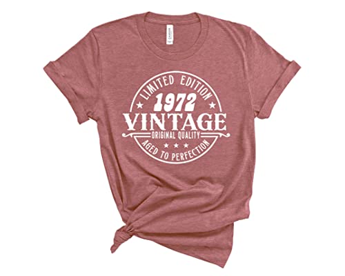 Vintage 1972 50th Birthday T-Shirt for Women - Retro 50th Birthday Gift Idea - Funny 50 Years Old Birthday Queen Shirt - Perfect for Birthday Parties, Celebrations & Special Occasions