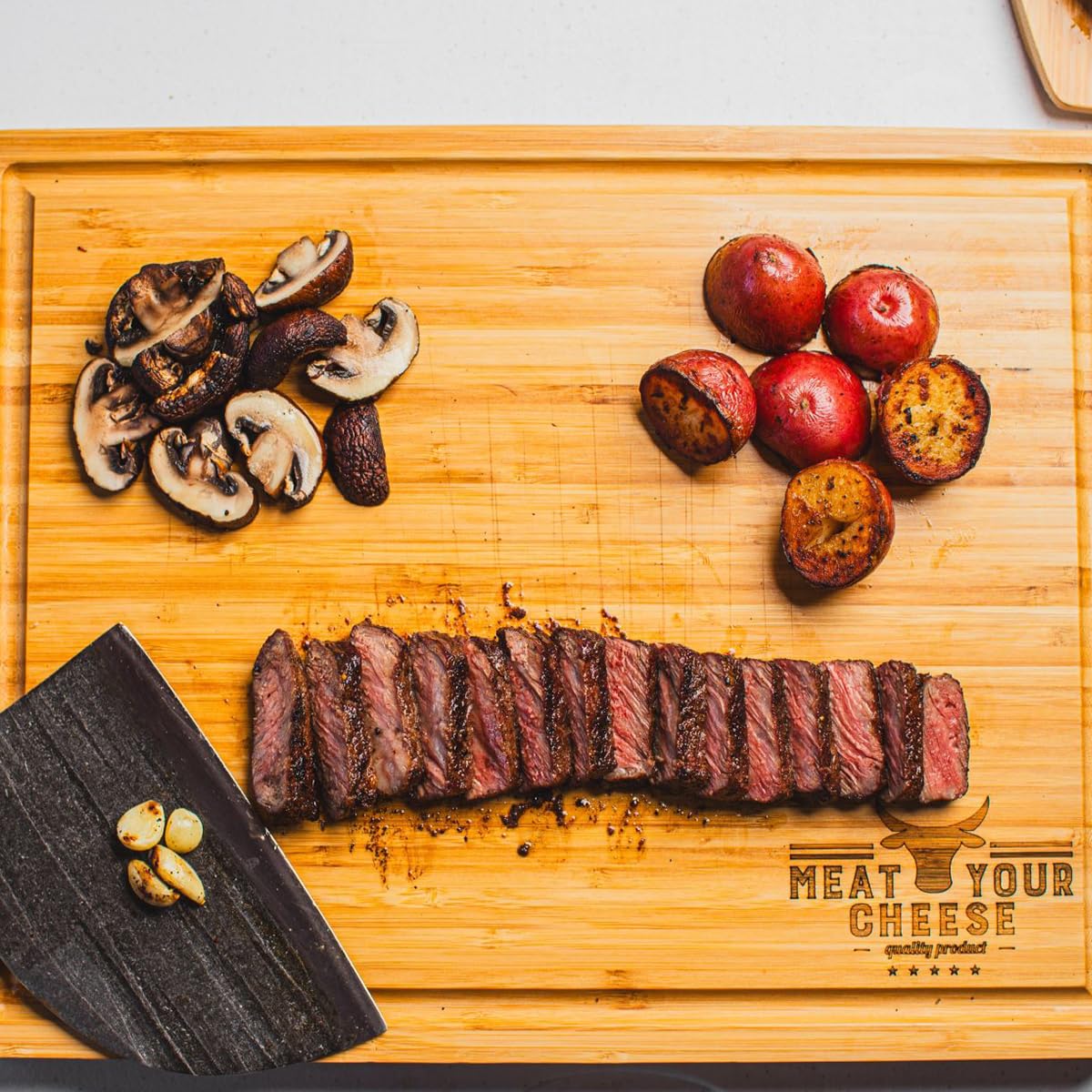 Premium Australian Wagyu Denver Steak 8oz x 4 Pack - High-Quality Grass-Fed Beef for Grilling, BBQ & Special Occasions - Tender & Juicy Gourmet Steaks for Home Chefs