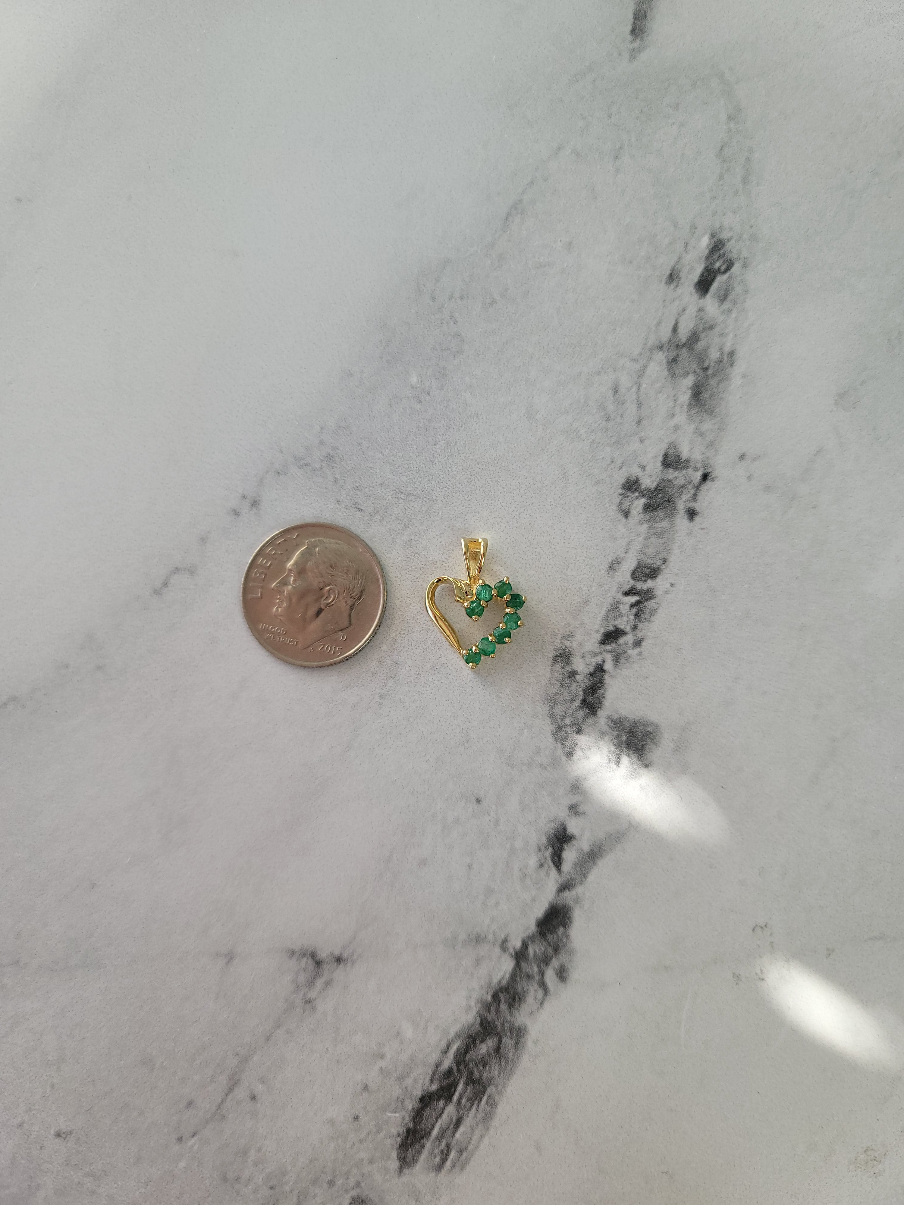 14K Yellow Gold Heart Shaped Emerald Necklace - Elegant Jewelry Gift for Women, Perfect for Valentine's Day, Anniversary & Special Occasions