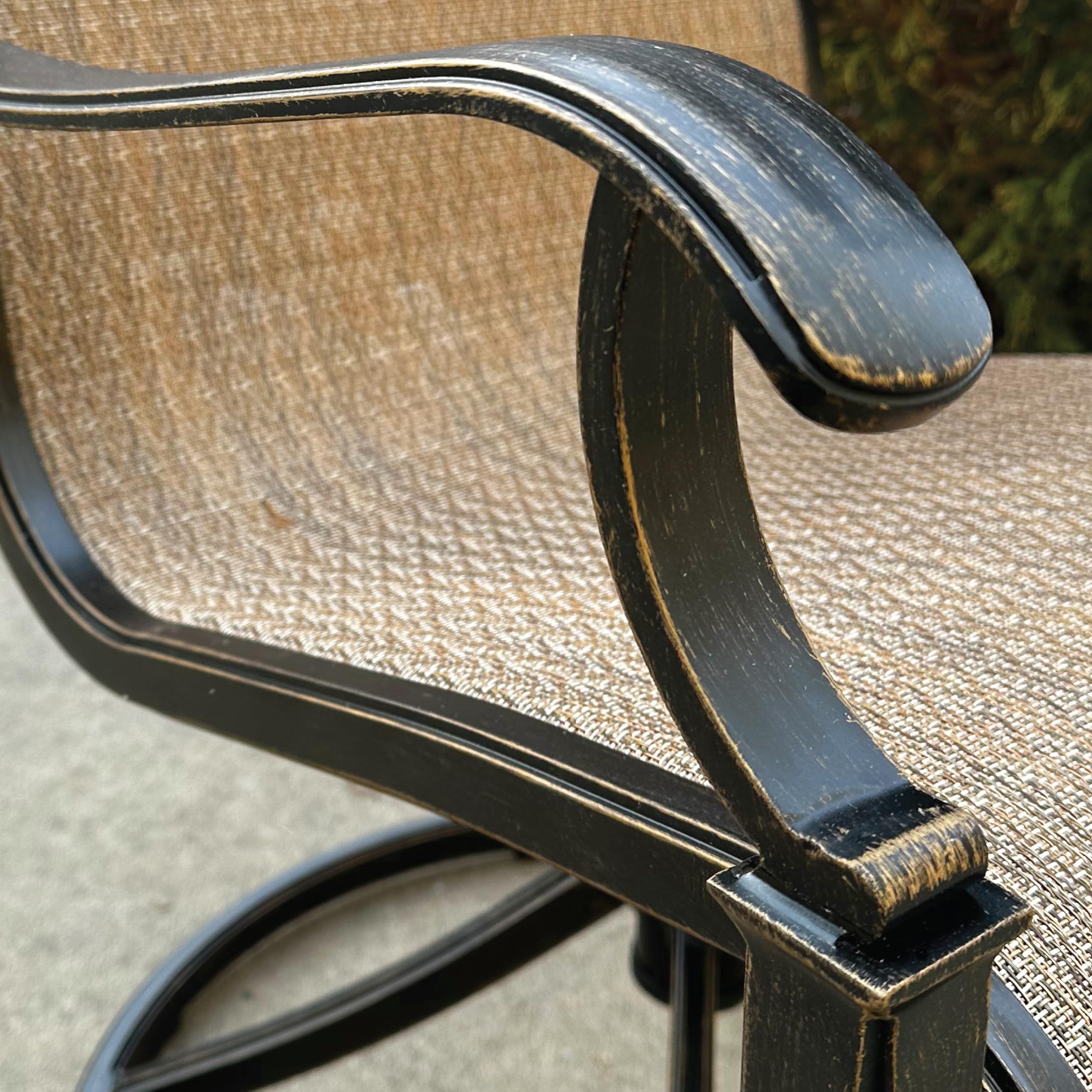 Hanover Manor 5-Piece Outdoor Dining Set - Rust-Resistant Aluminum Patio Furniture with PVC Sling 360° Swivel Rocking Chairs & Round Table for Backyard, Deck, Porch - Perfect for Outdoor Entertaining & Relaxation